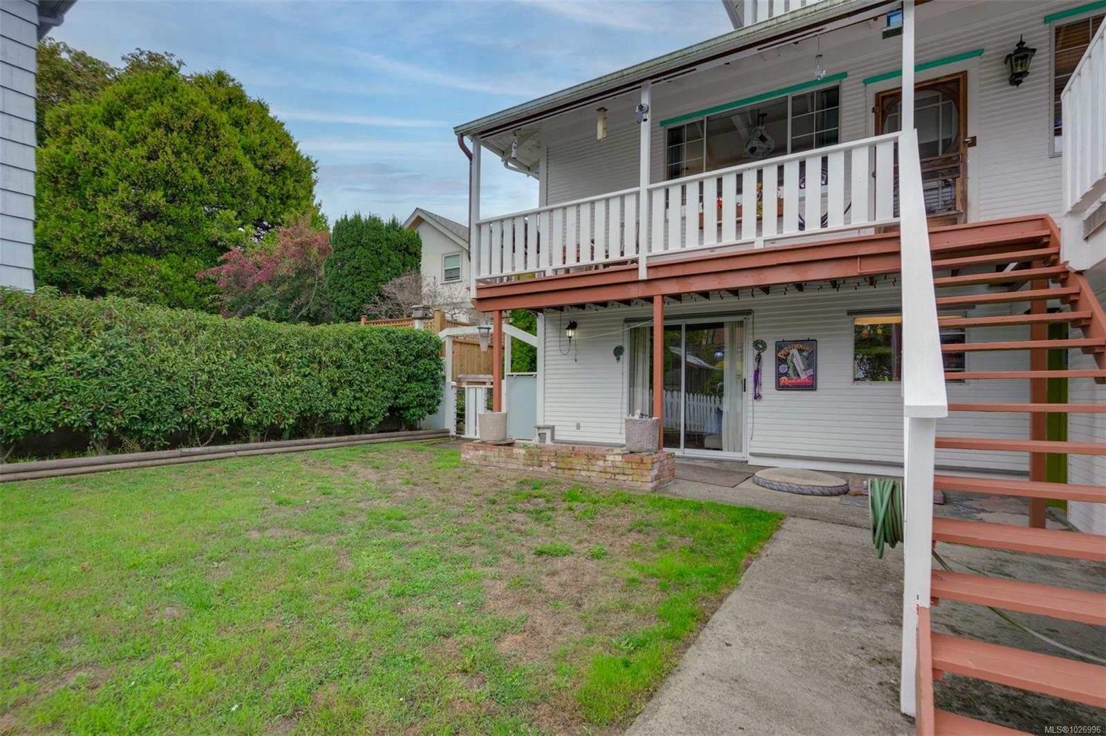 470 Constance Ave