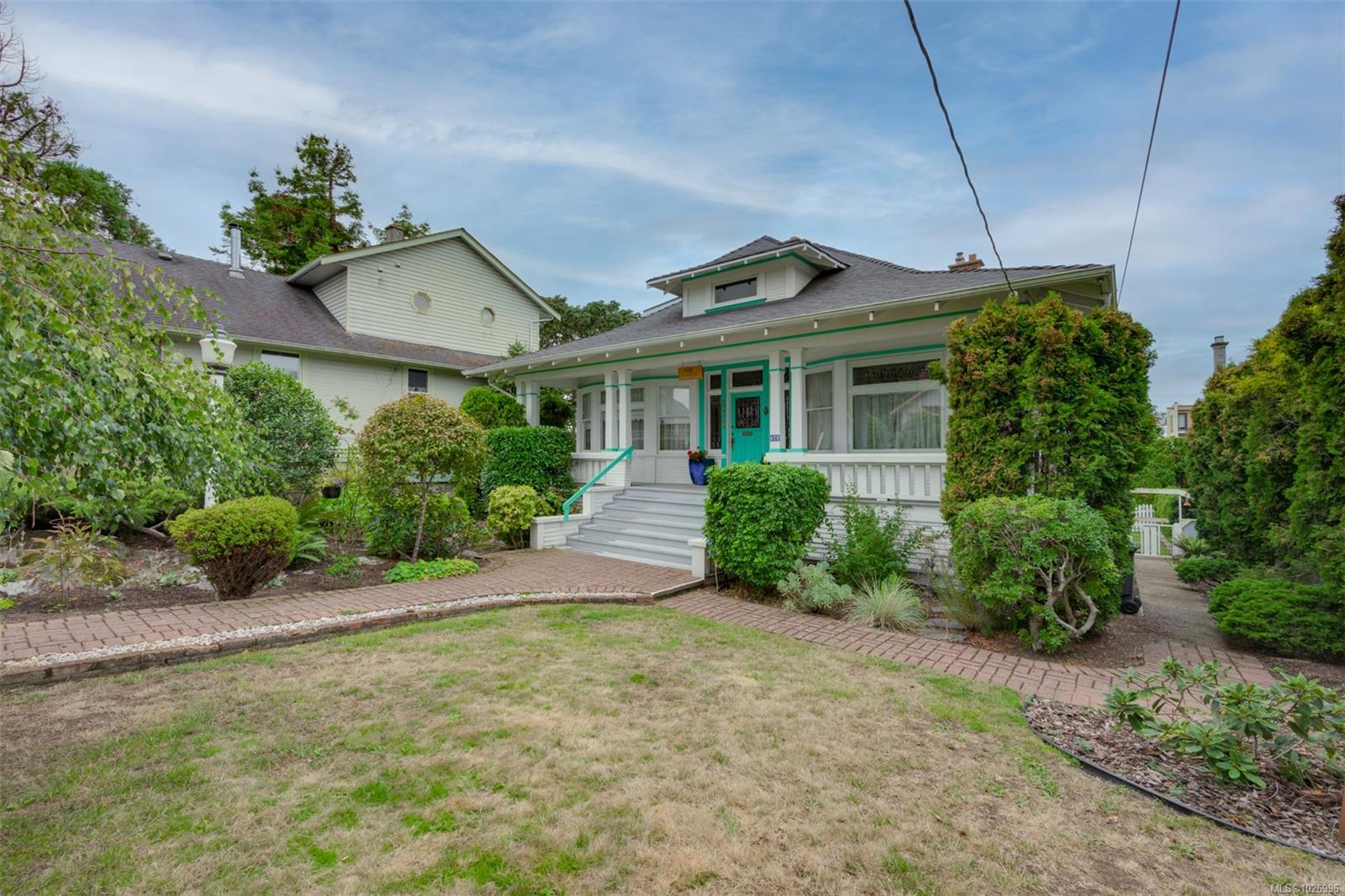 470 Constance Ave