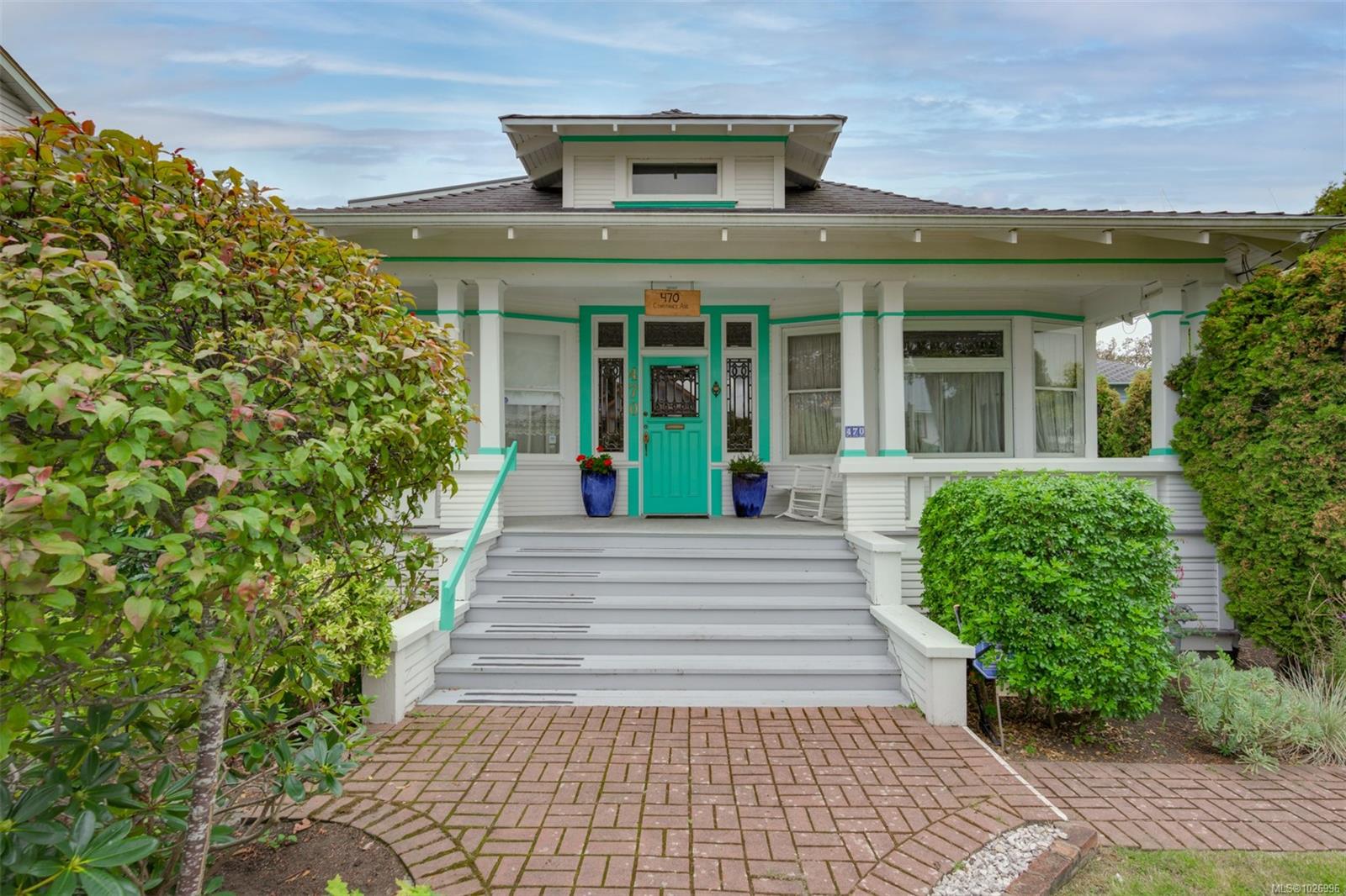 470 Constance Ave