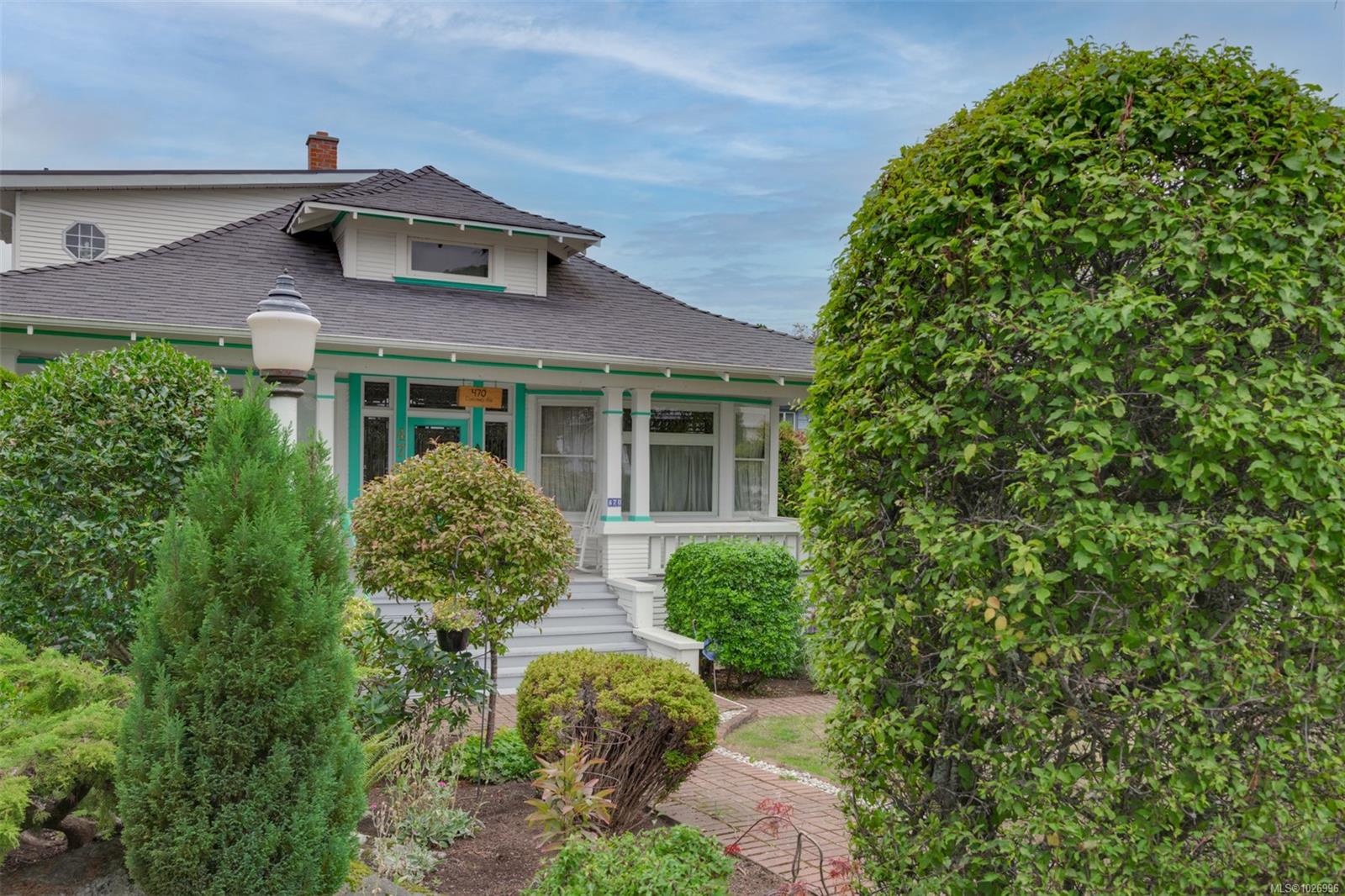 470 Constance Ave