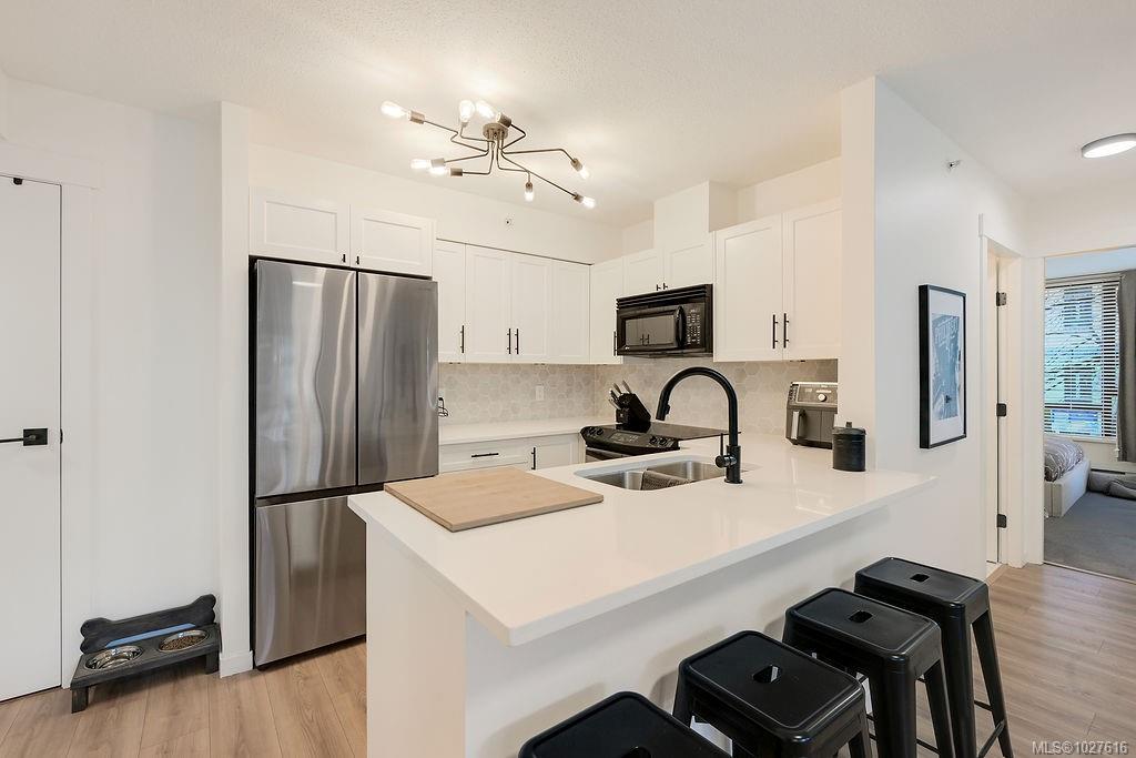 751 Fairfield Rd # 205