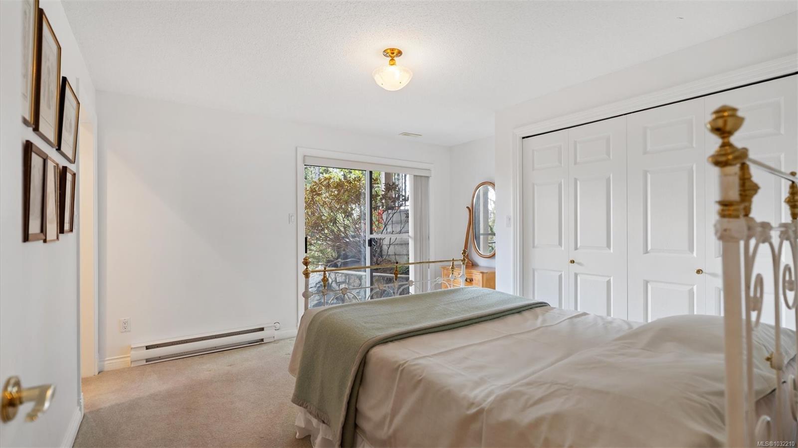928 Cobblestone Lane