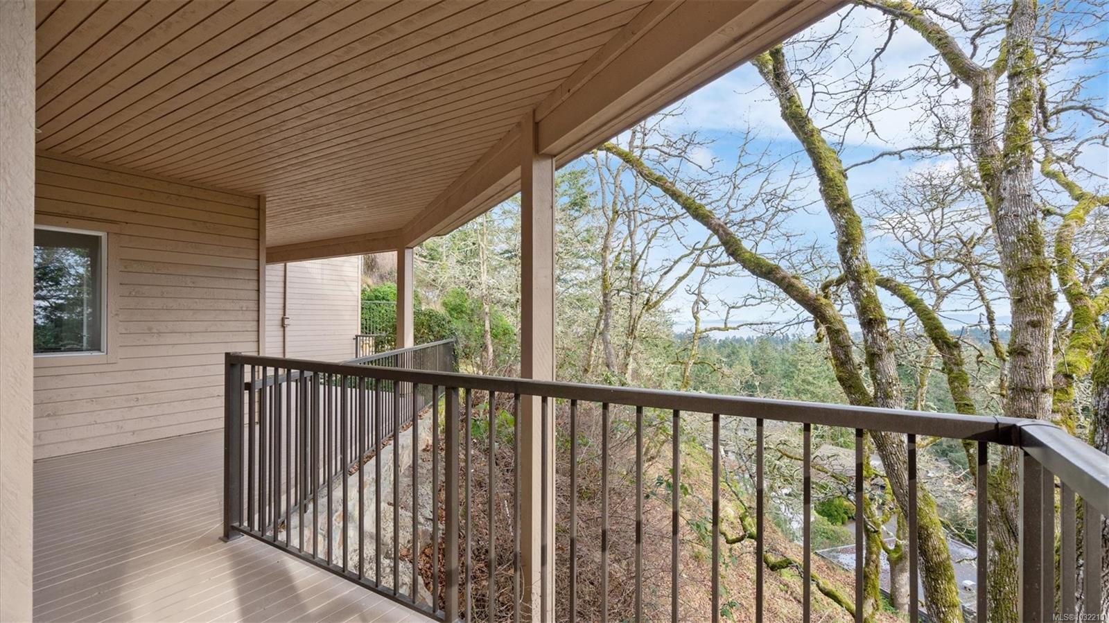 928 Cobblestone Lane