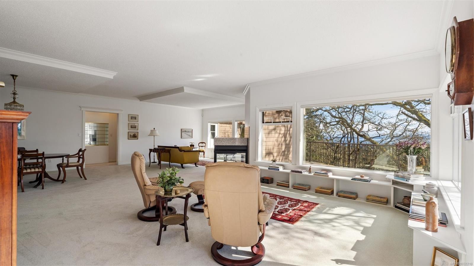 928 Cobblestone Lane