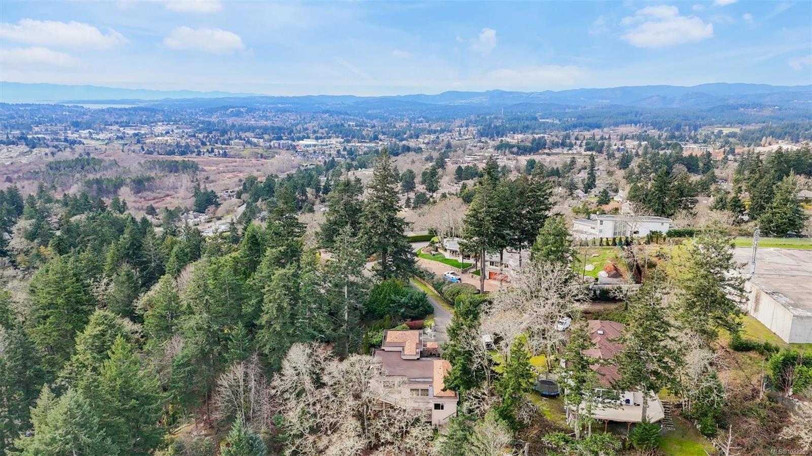 928 Cobblestone Lane