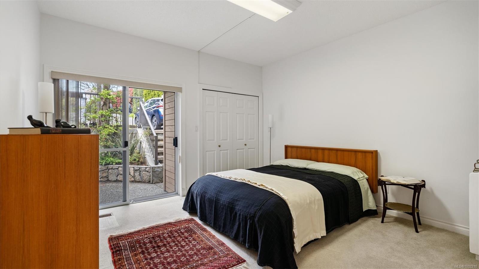 928 Cobblestone Lane