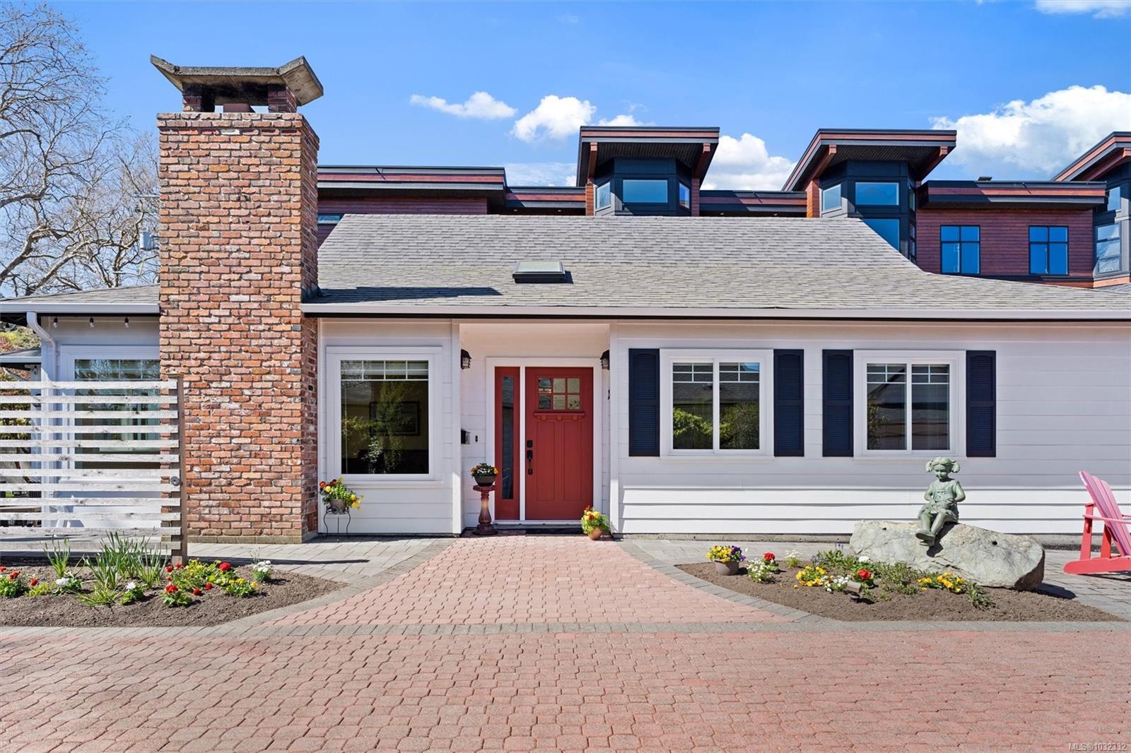 2590 Sinclair Rd