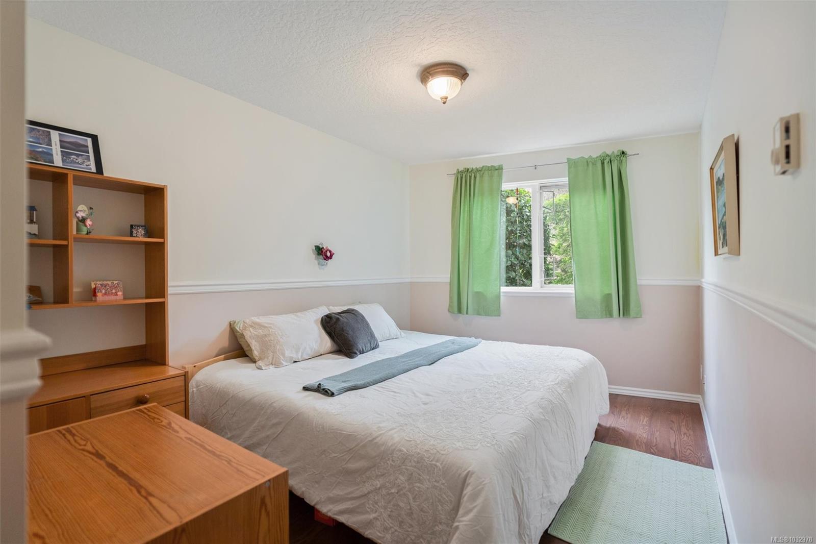 936 Fairfield Rd # 102