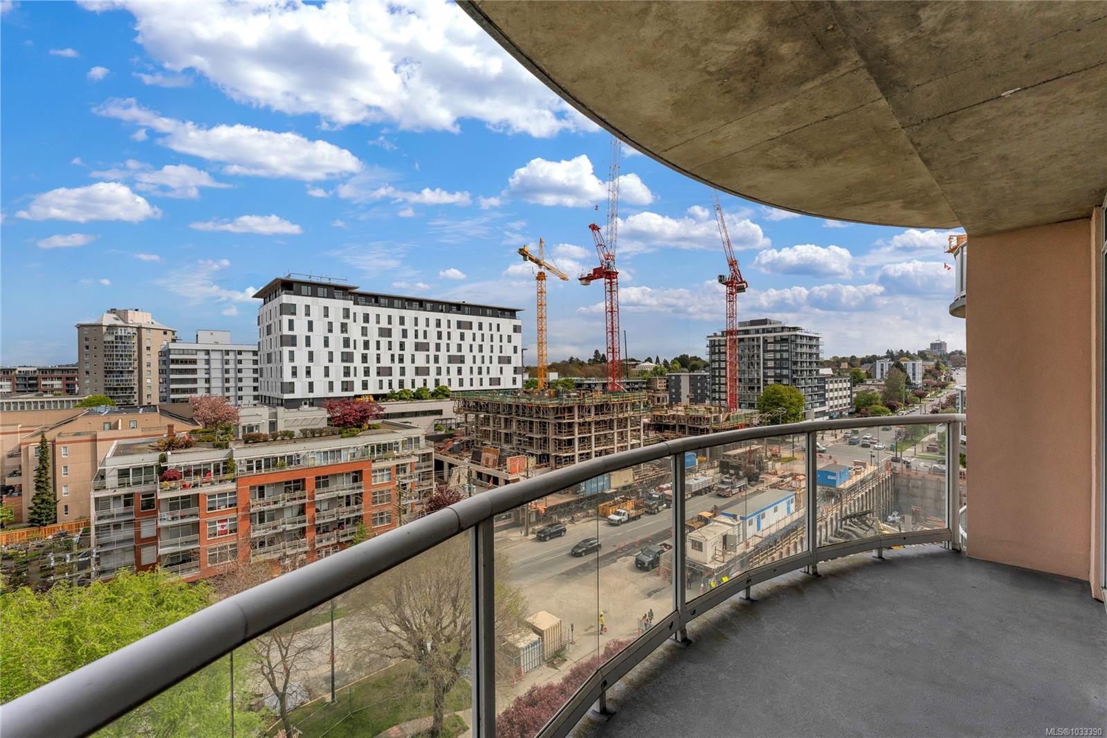 1020 View St # 1004