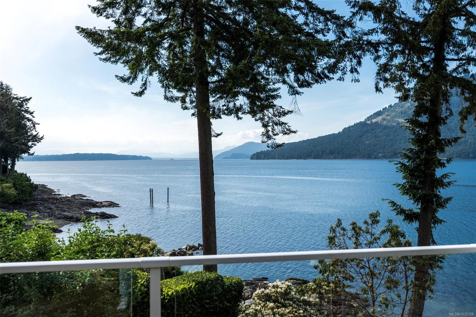 958 Lands End Rd