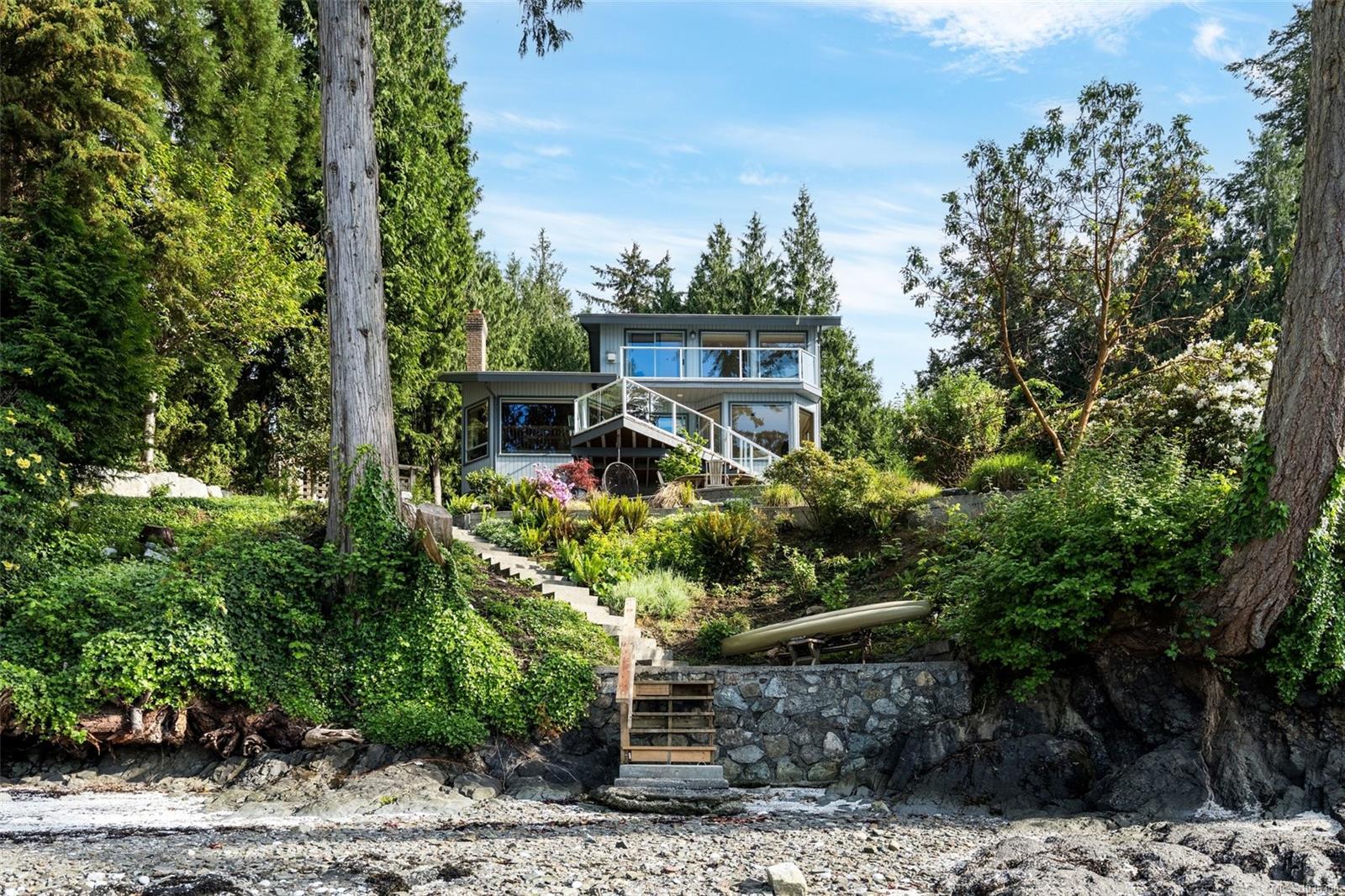 958 Lands End Rd