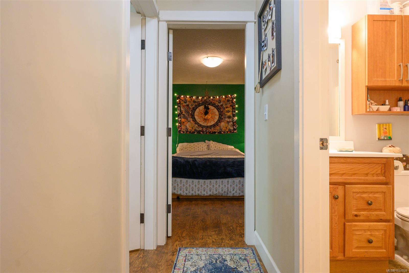 386 Pacific Cres