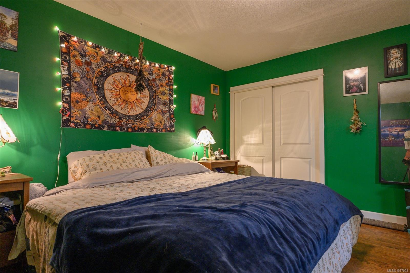 386 Pacific Cres