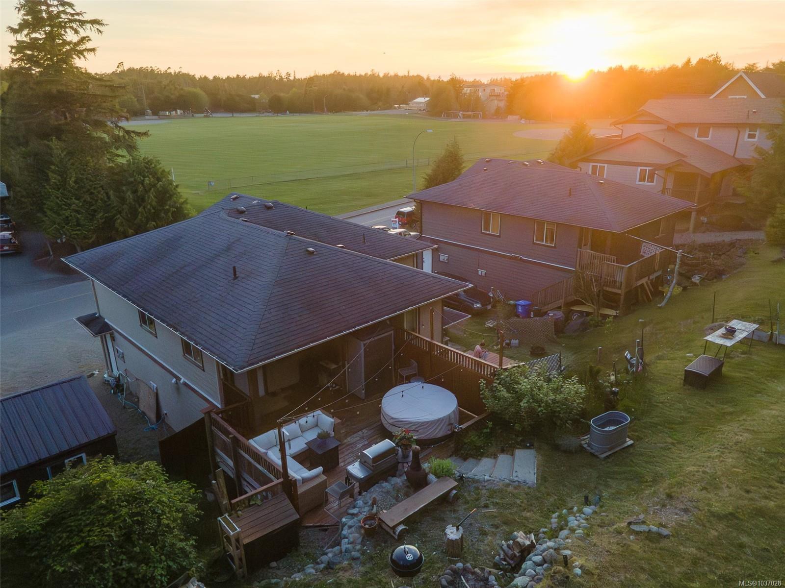 386 Pacific Cres