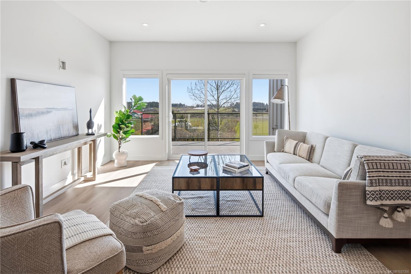 7057 Central Saanich Rd Unit: 301