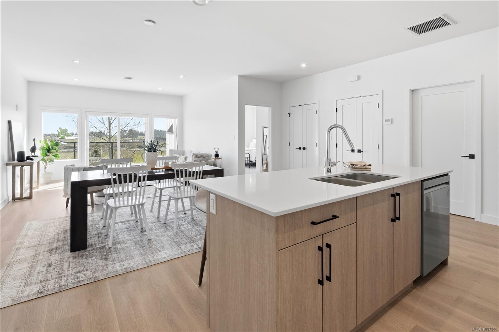 7057 Central Saanich Rd Unit: 301