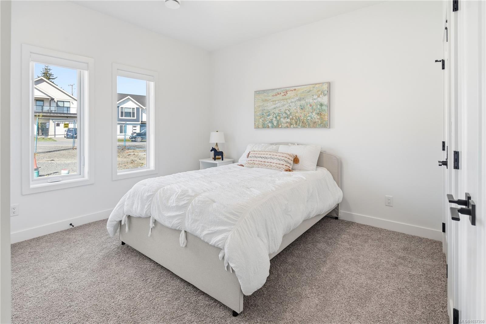 7057 Central Saanich Rd Unit: 301