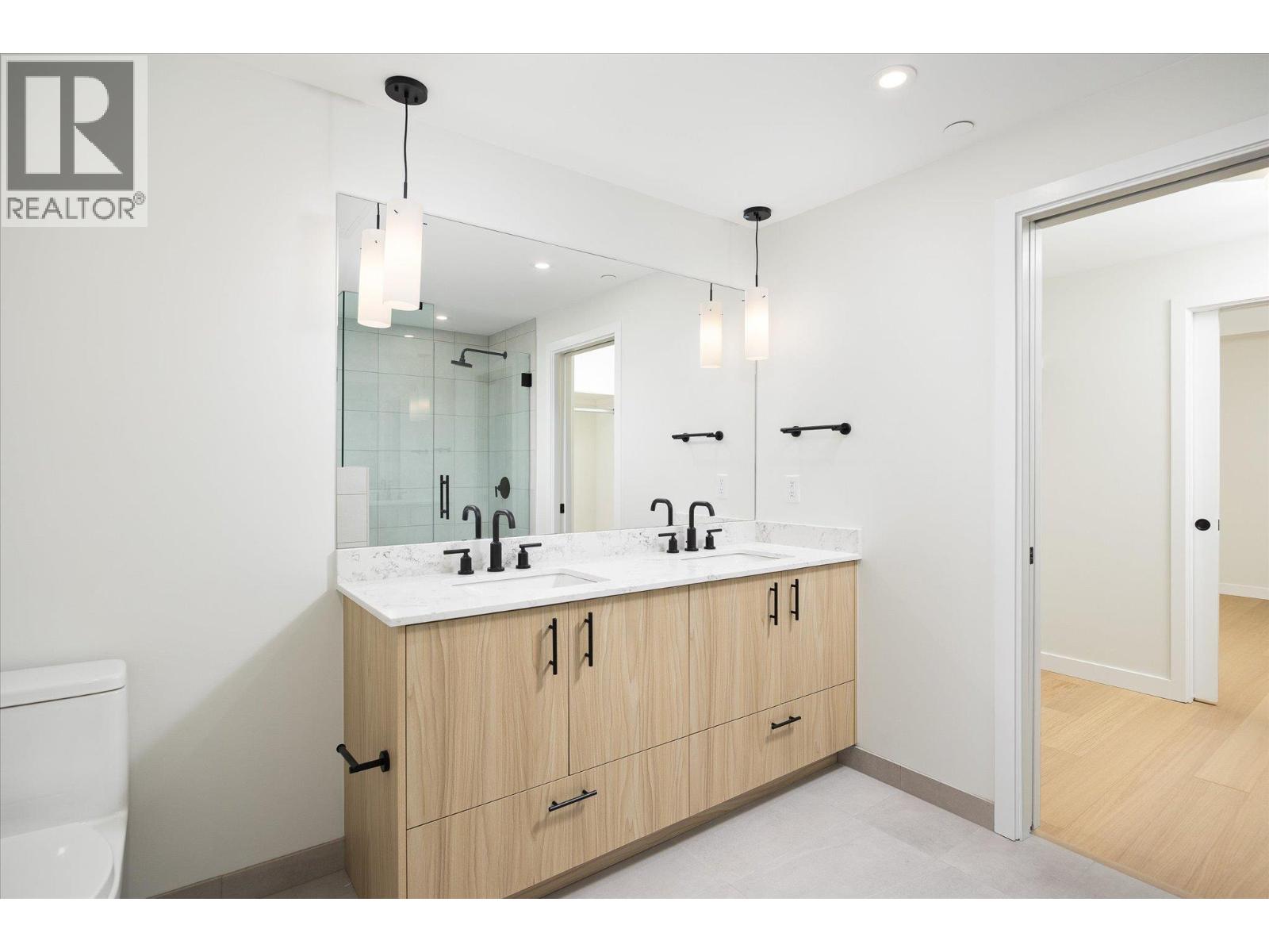 9654 Benchland Drive Unit# 601