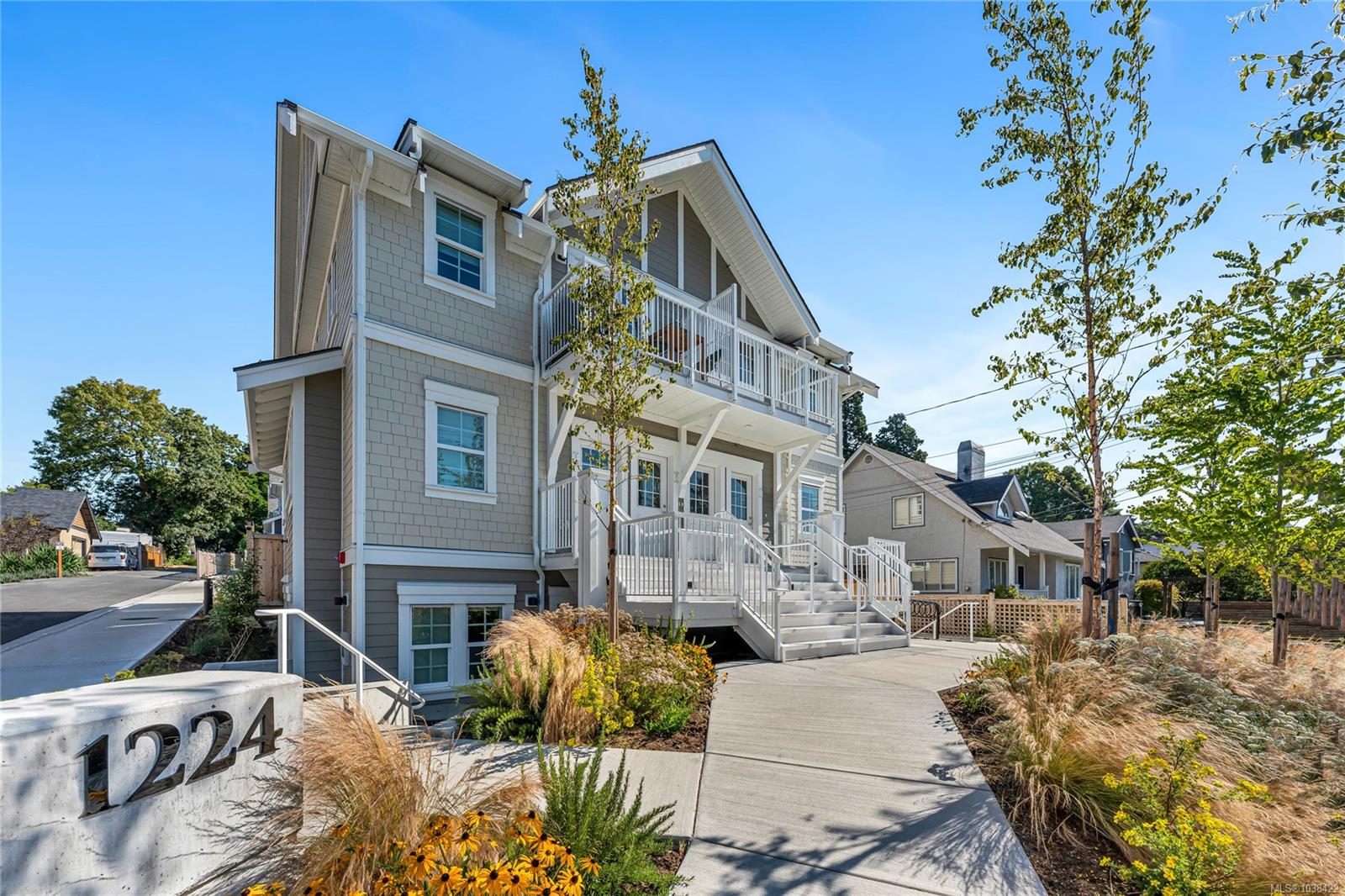 102A-1224 Richardson St Unit: #102A