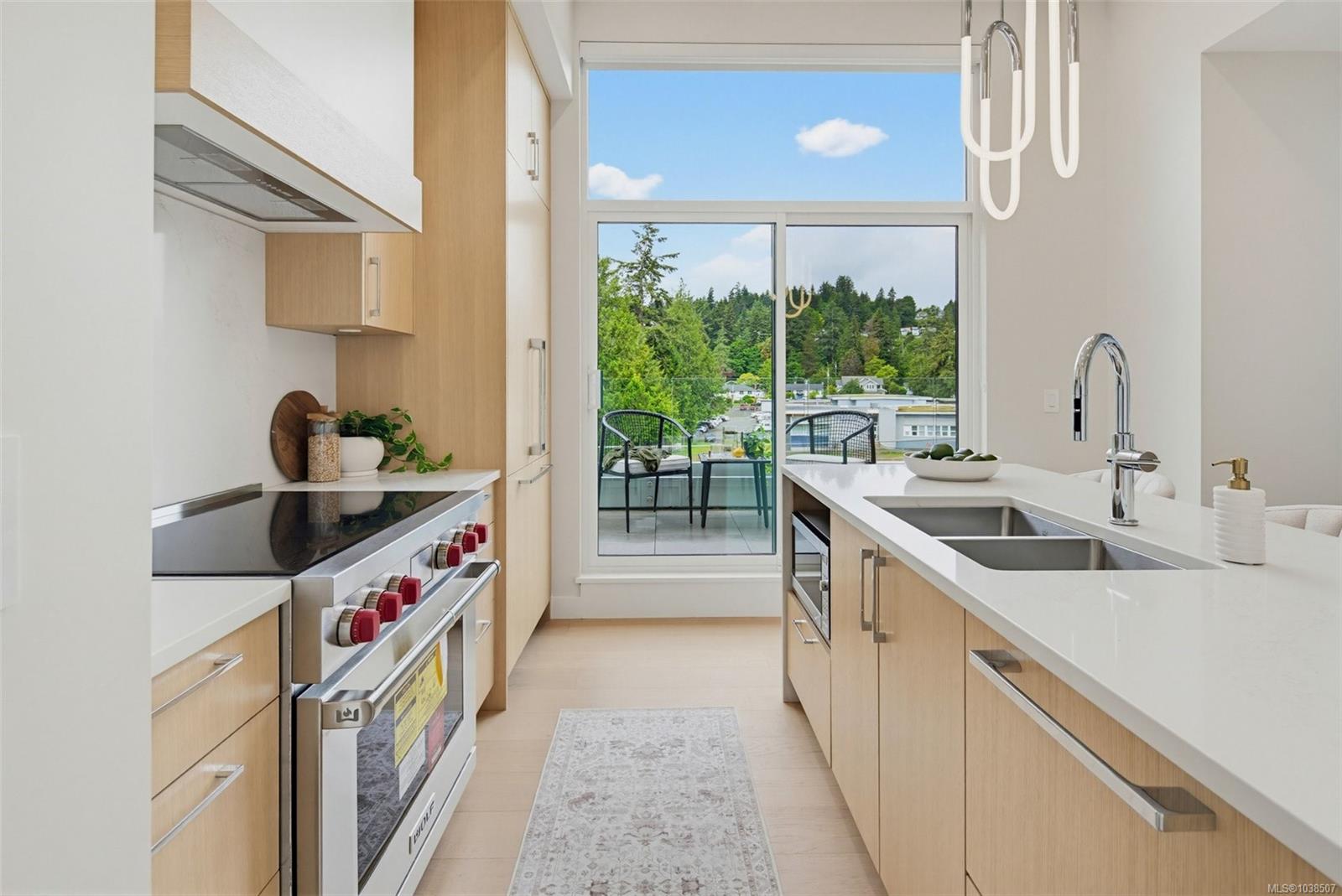 403-5229 Cordova Bay Rd Unit: #PH 403