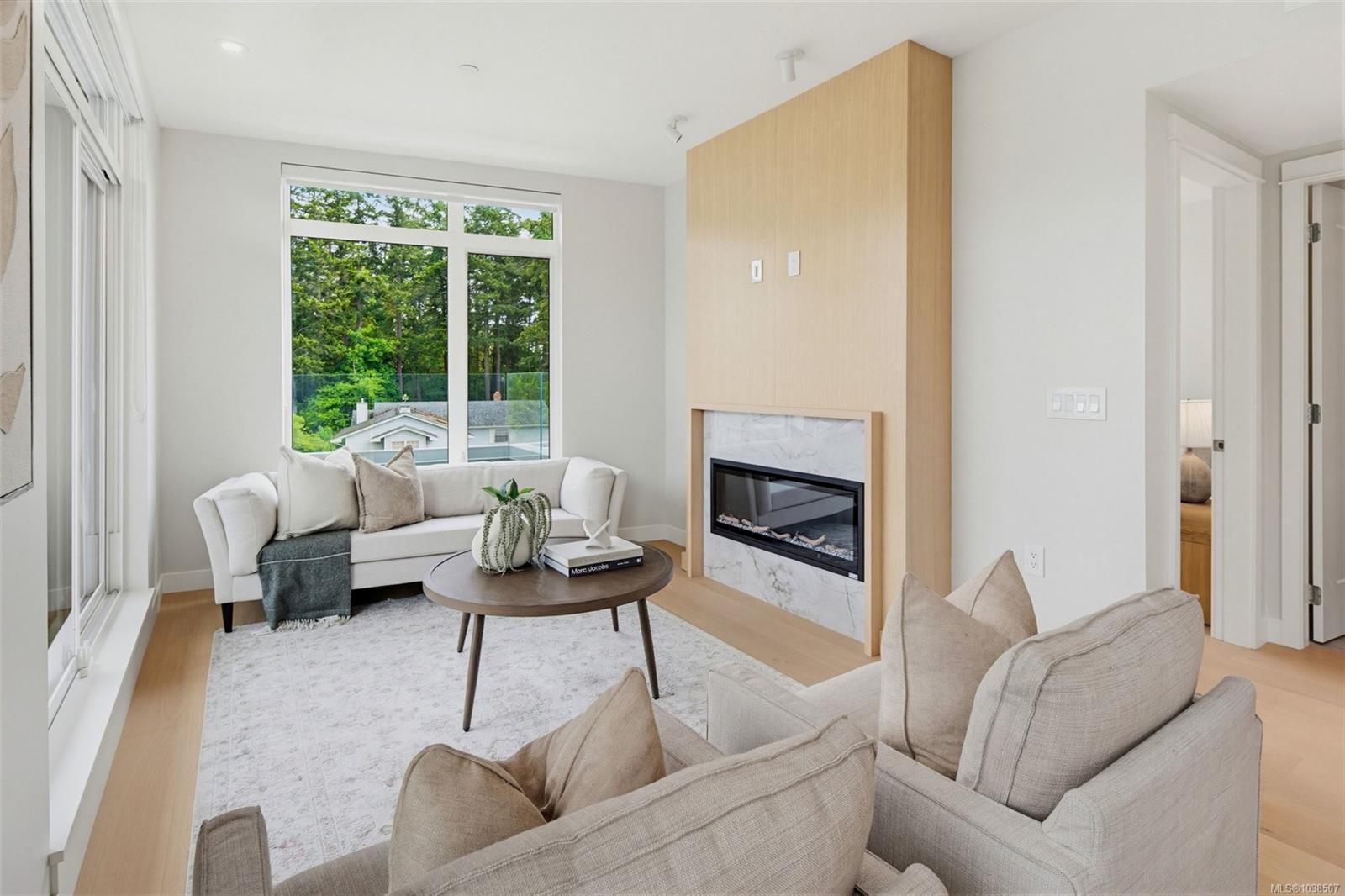 403-5229 Cordova Bay Rd Unit: #PH 403