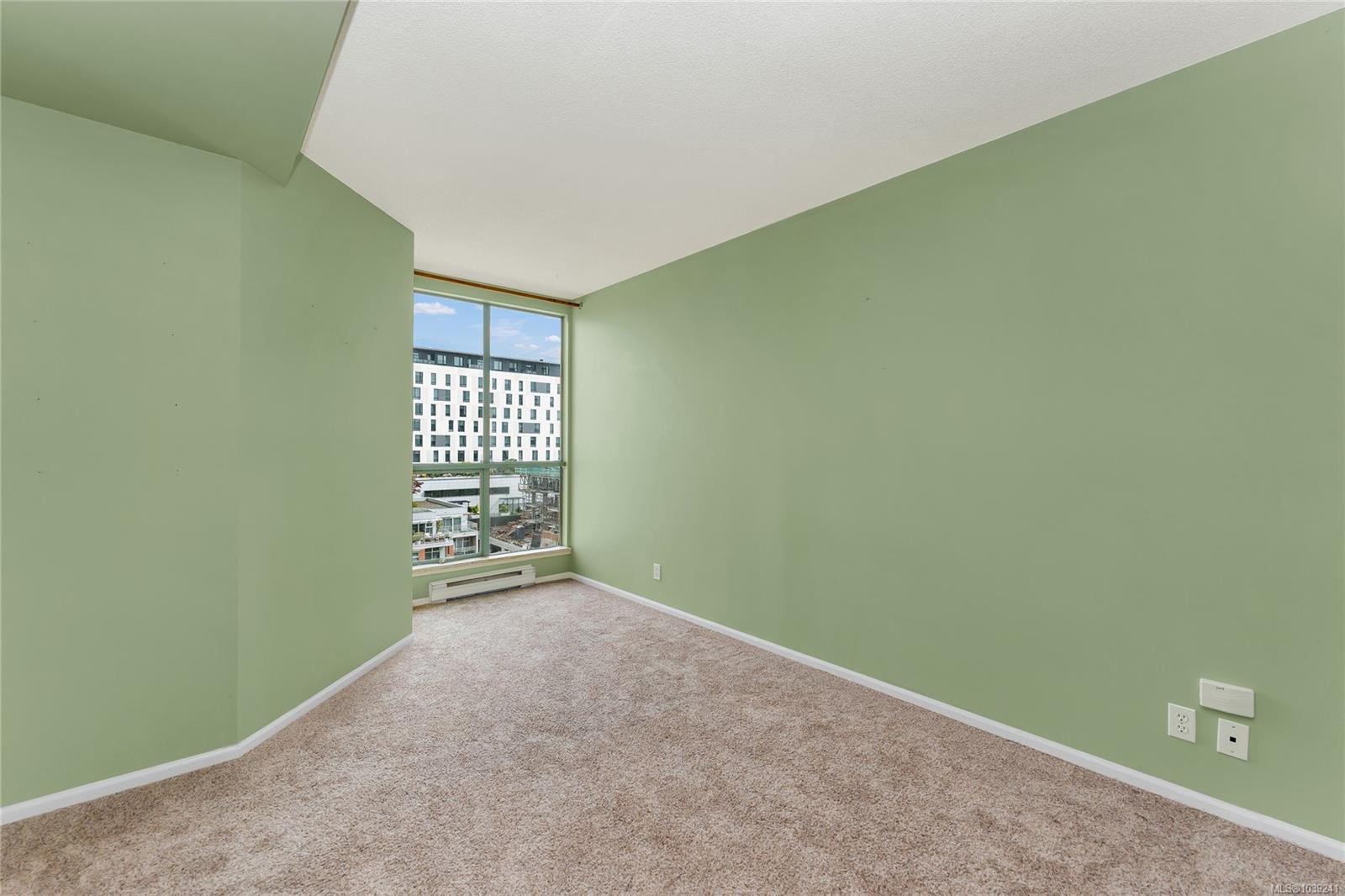 1020 View St #1004