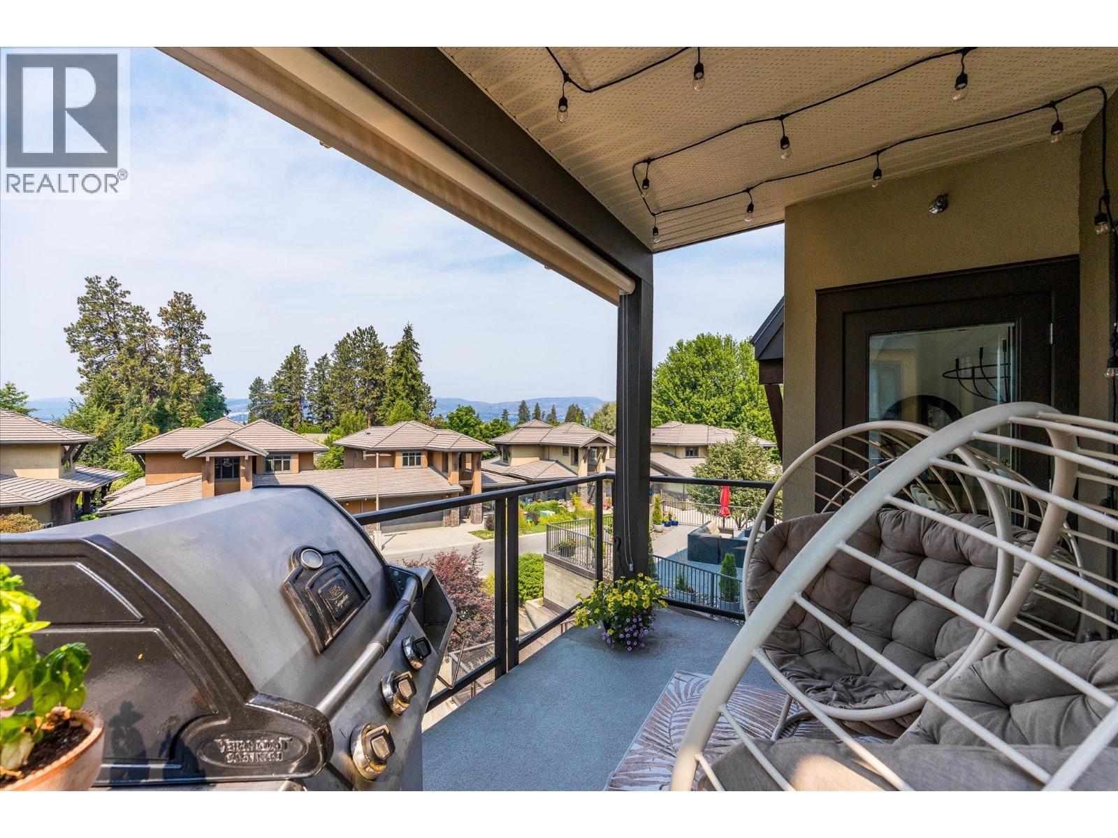 4380 Lakeshore Road Unit# 206