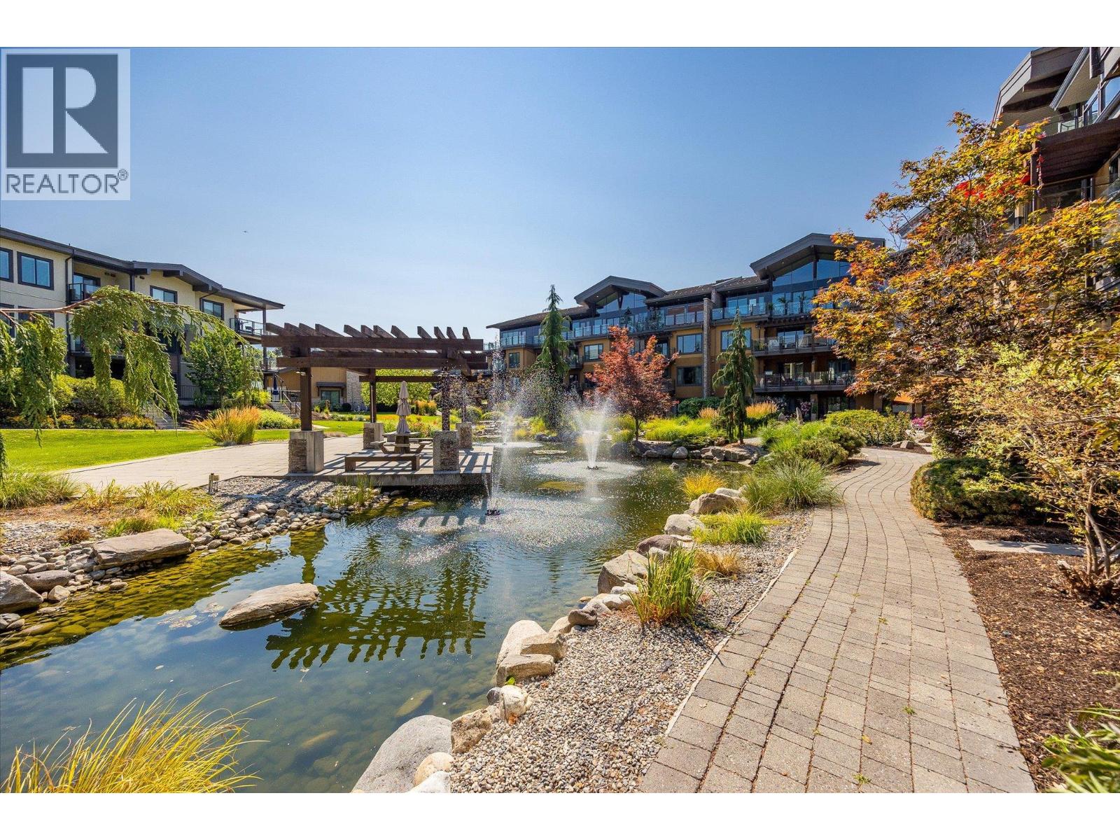 4380 Lakeshore Road Unit# 206