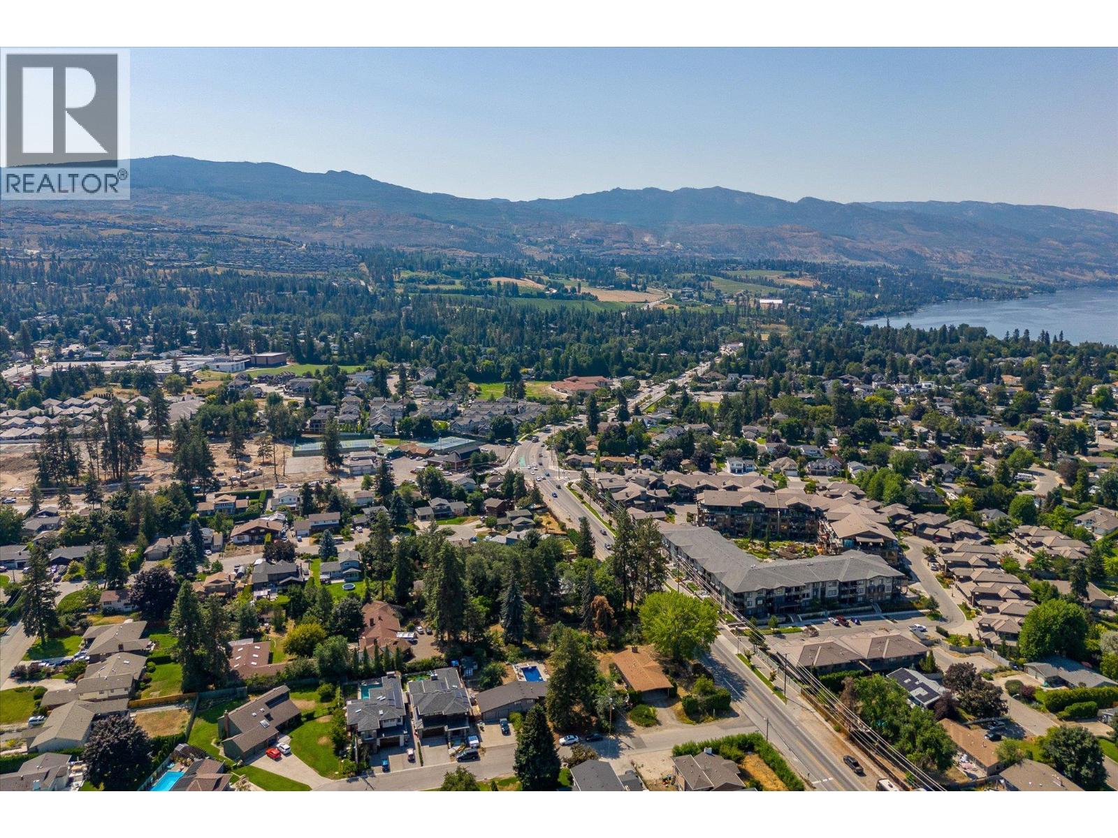 4380 Lakeshore Road Unit# 206