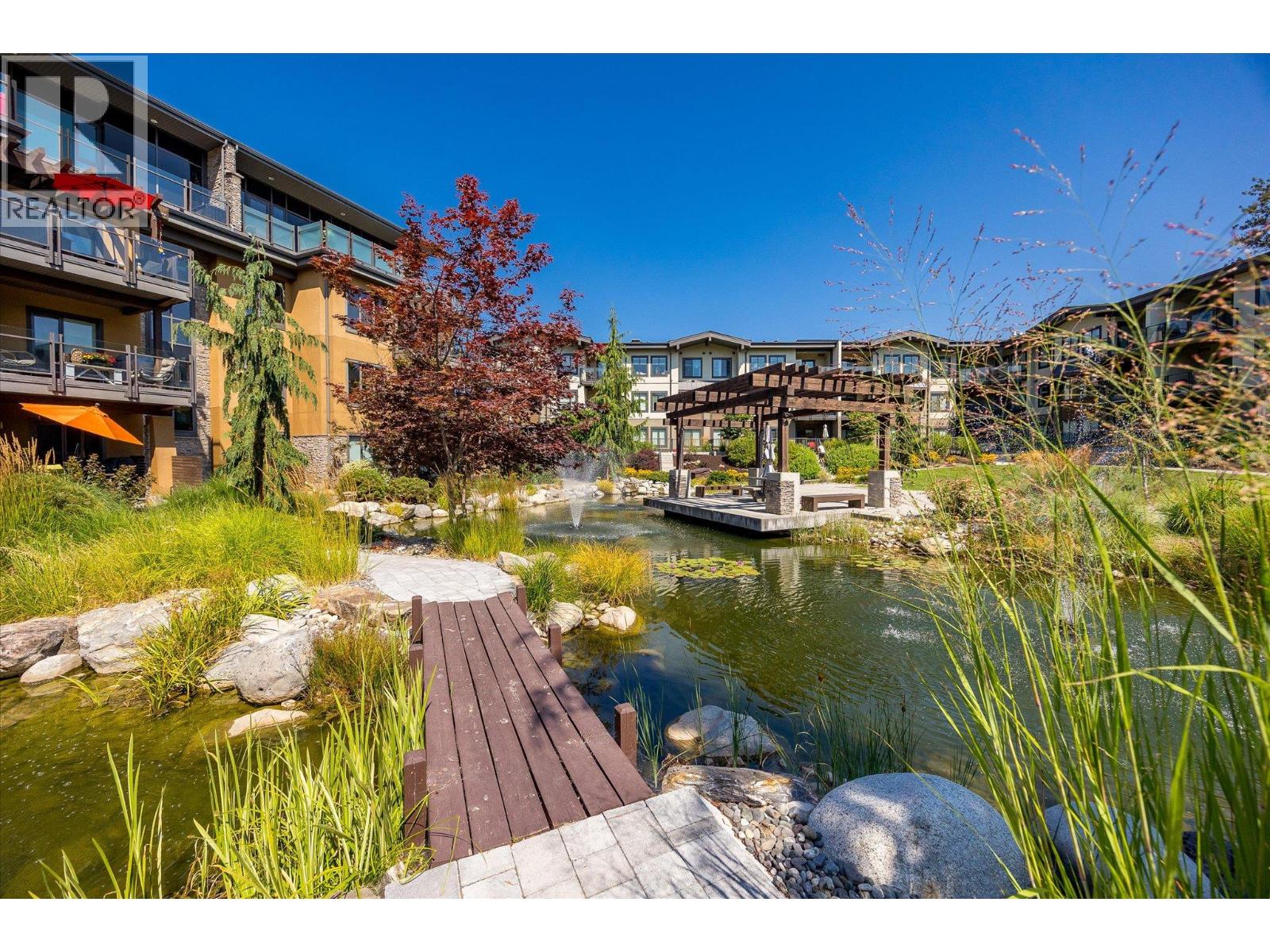 4380 Lakeshore Road Unit# 206
