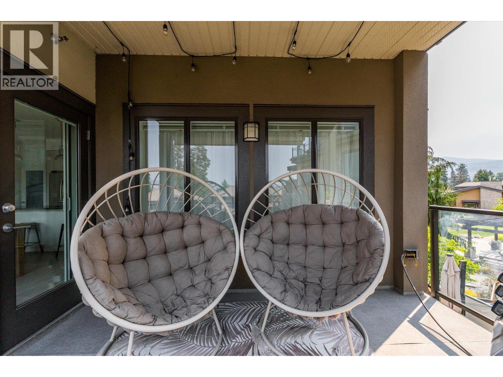 4380 Lakeshore Road Unit# 206