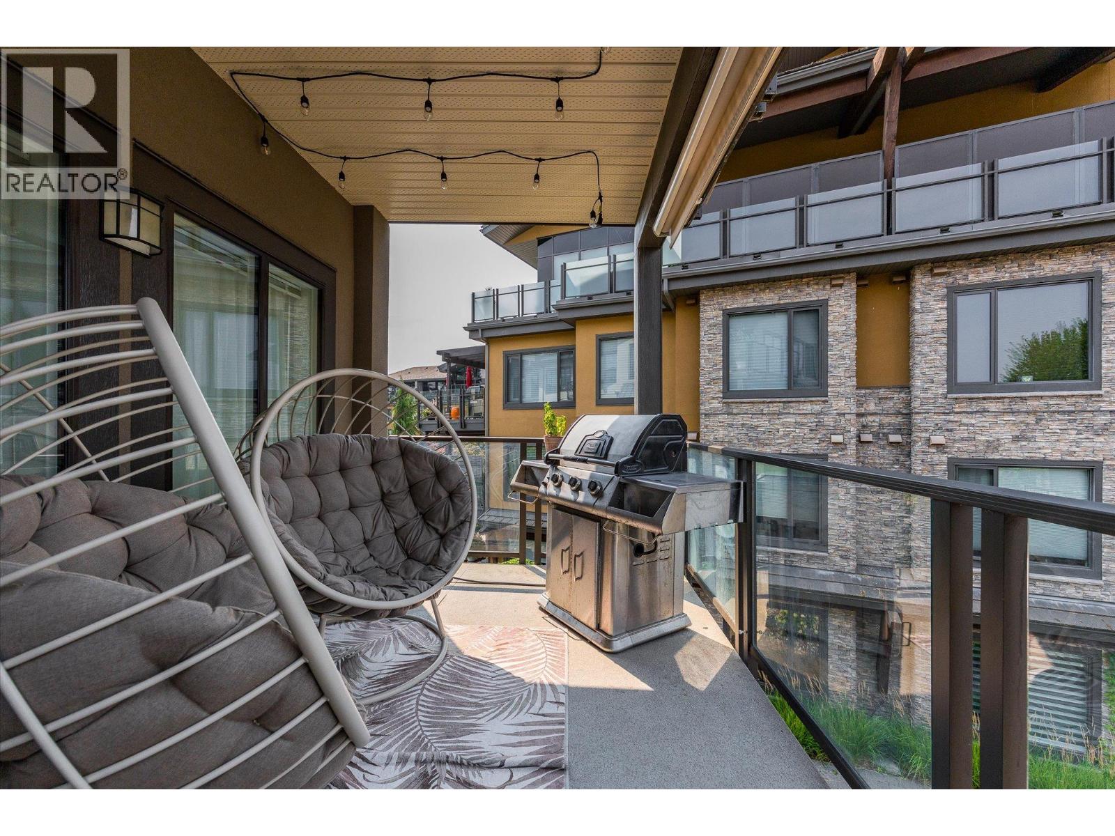 4380 Lakeshore Road Unit# 206
