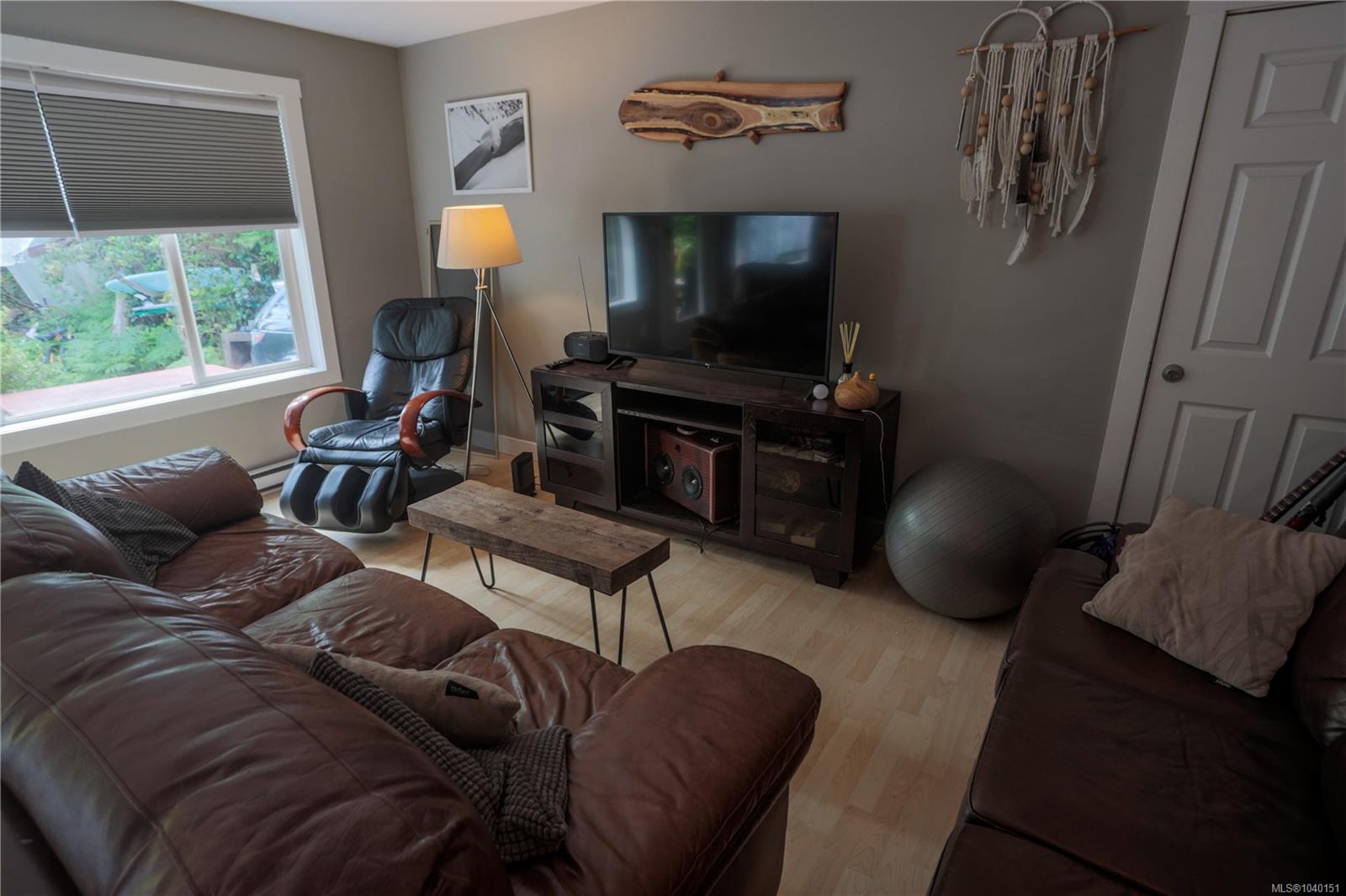 1228 Howard Dr