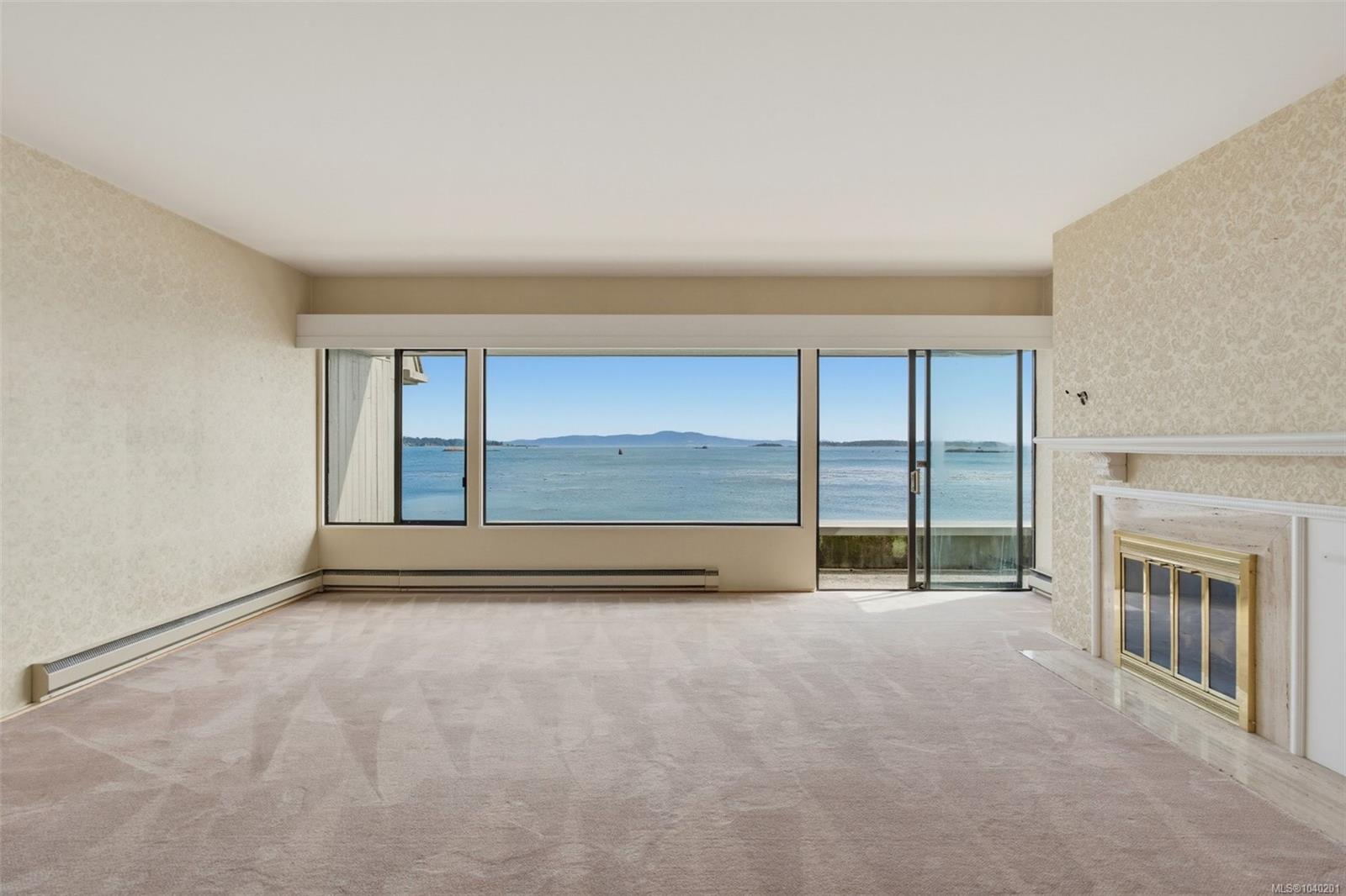 1211 Beach Dr #103