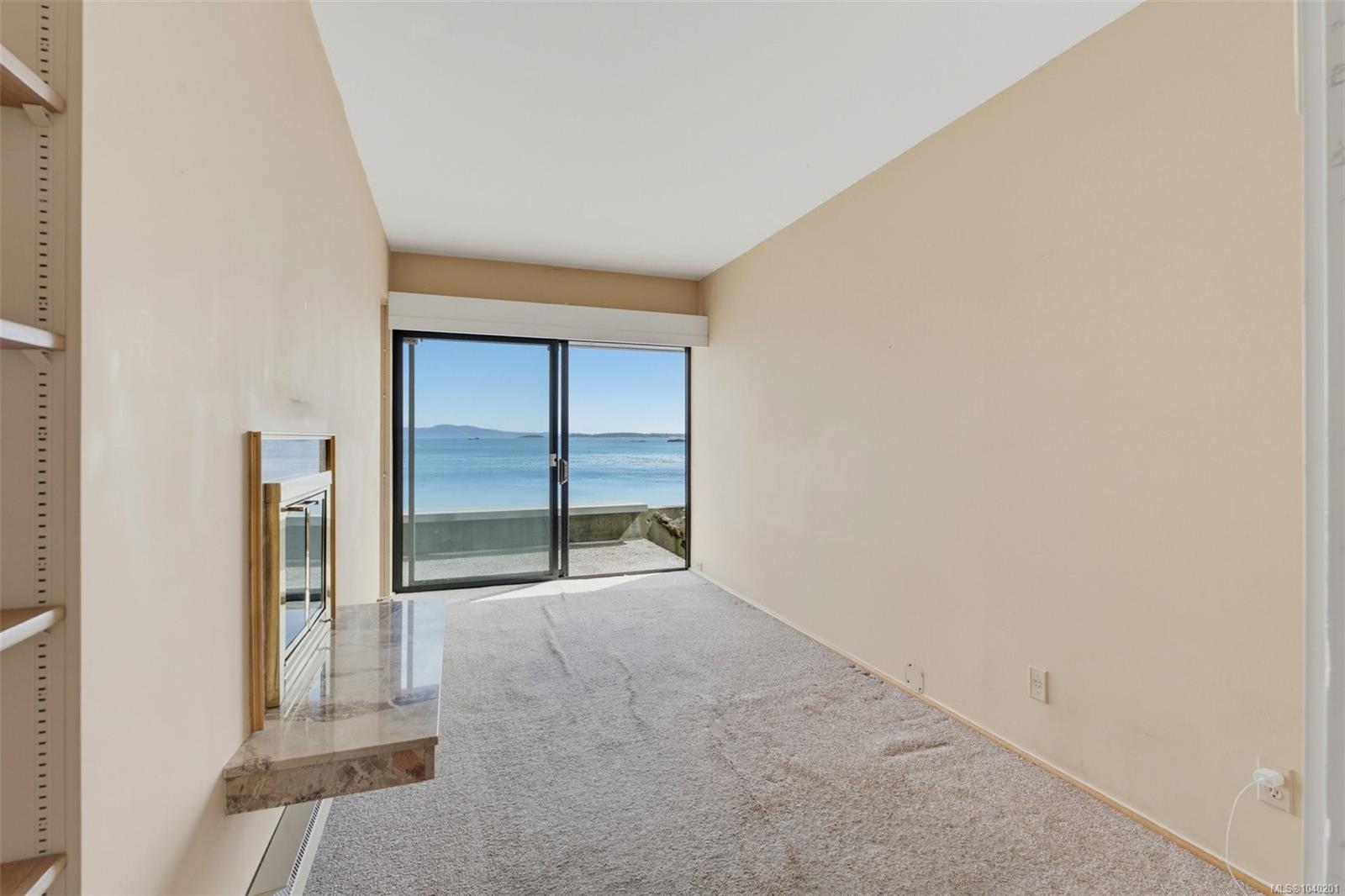 1211 Beach Dr #103