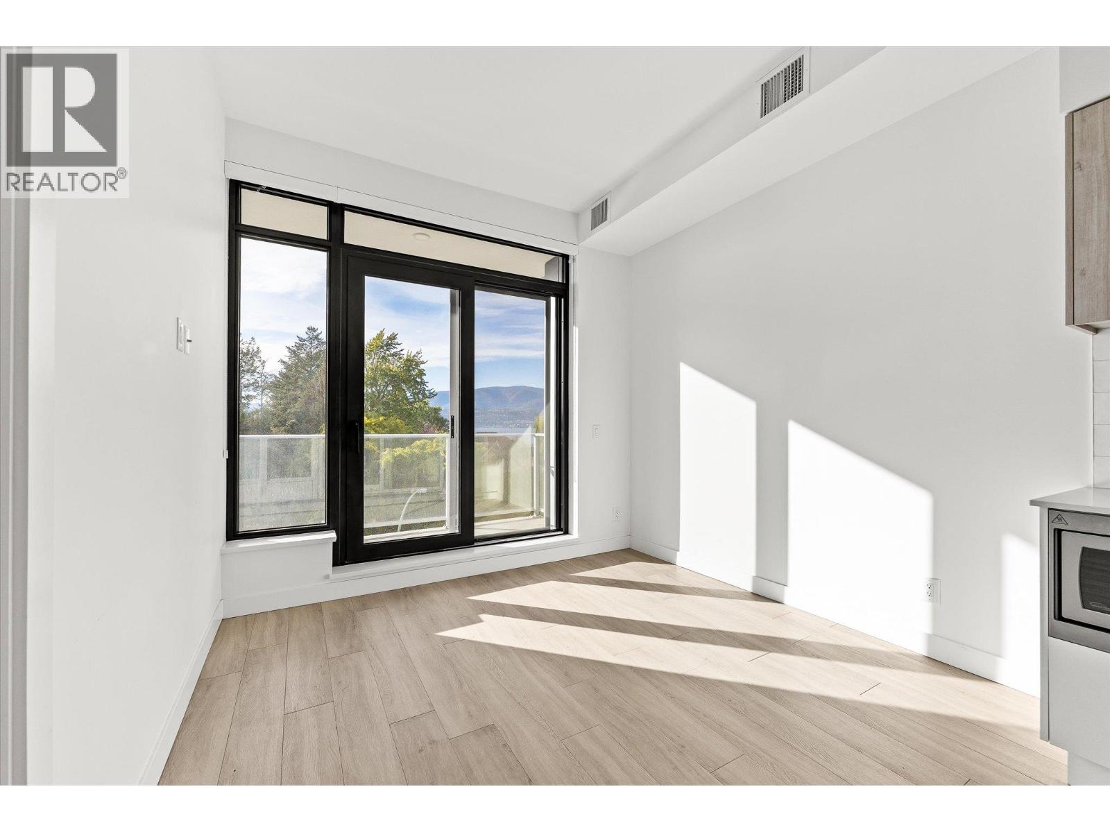 3699 Capozzi Road Unit# 407
