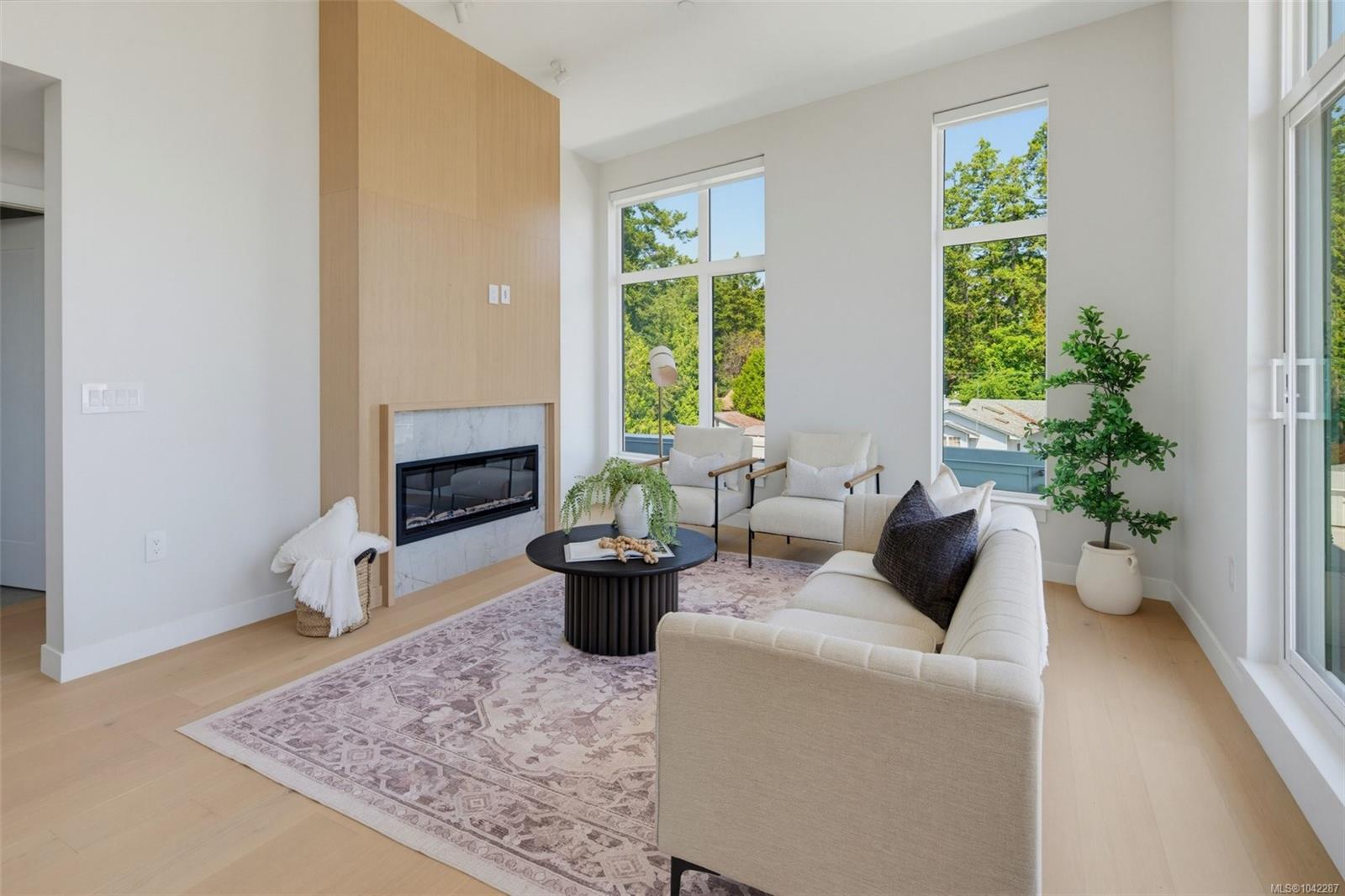 5229 Cordova Bay Rd #PH 404