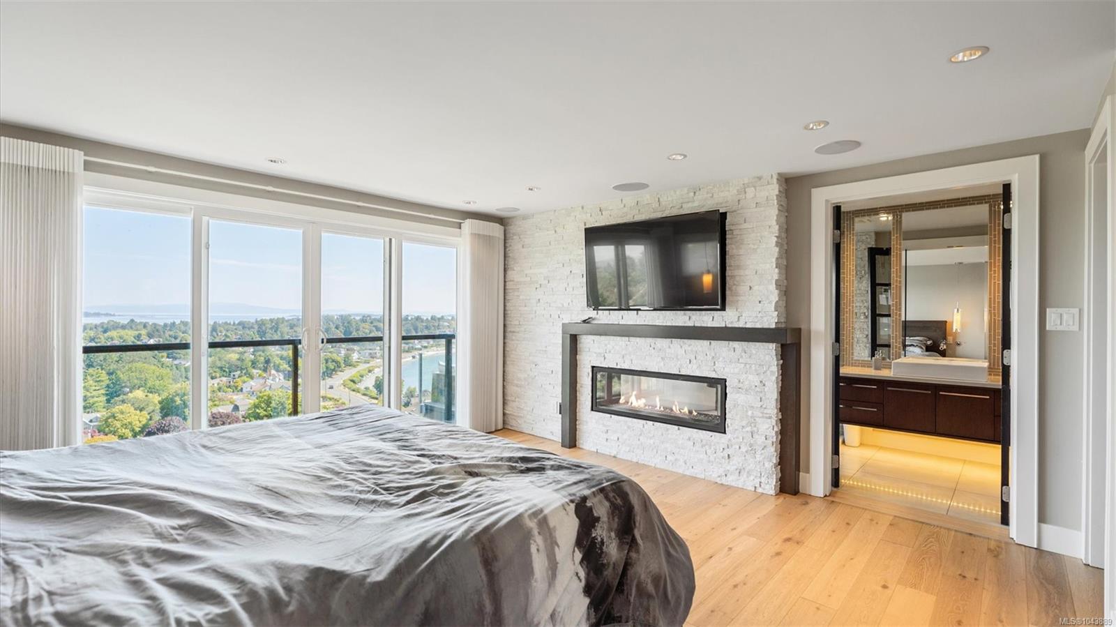 141 Denison Rd