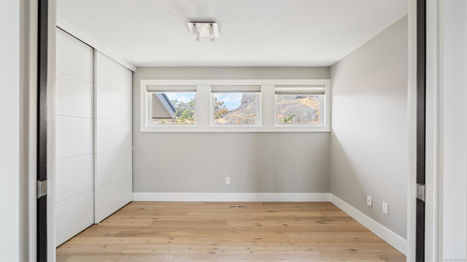 141 Denison Rd
