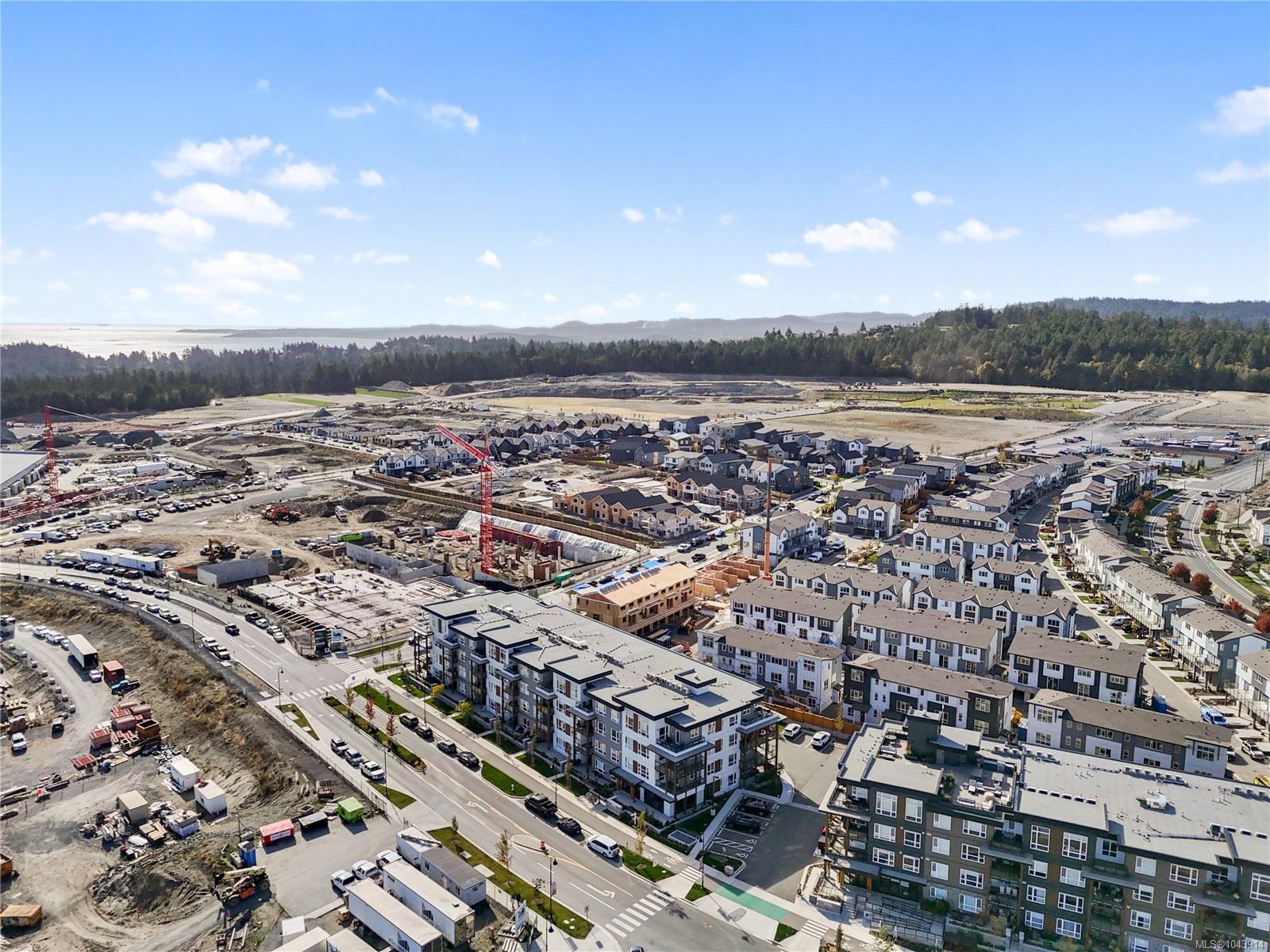 3564B Ryder Hesjedal Way #308