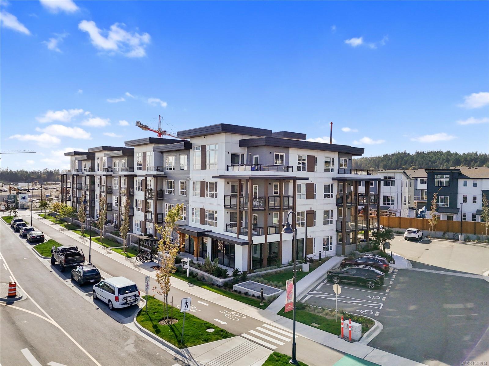 3564B Ryder Hesjedal Way #308