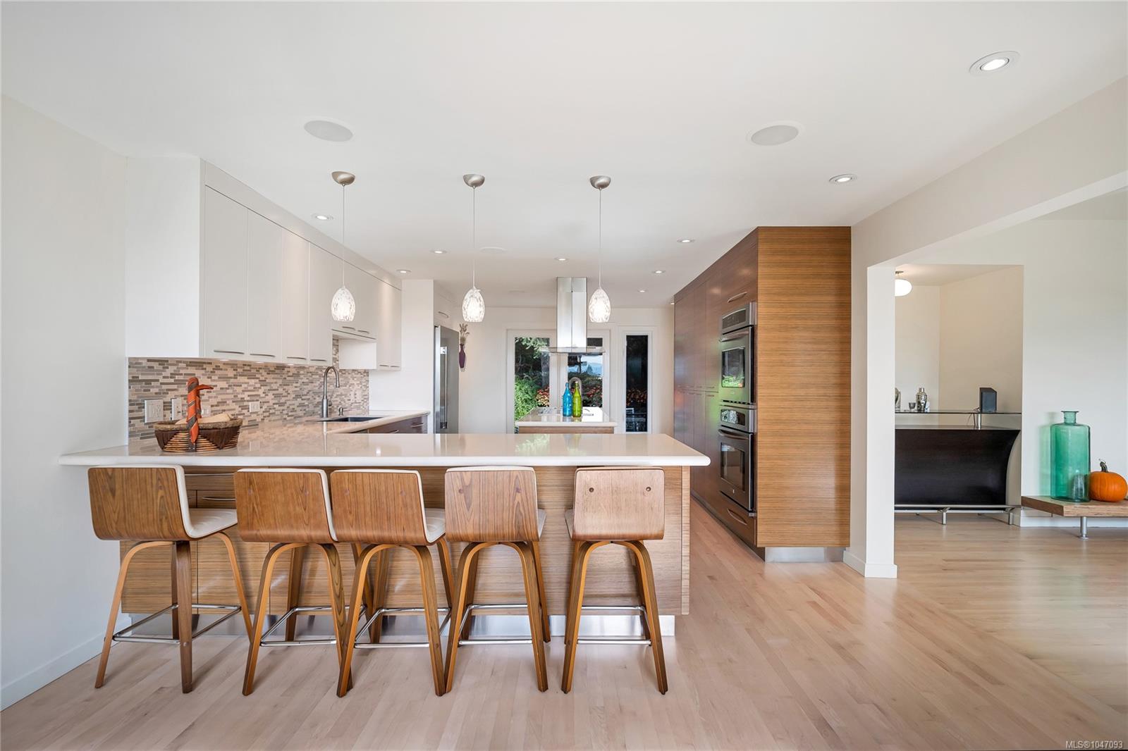 931 Lakeview Ave
