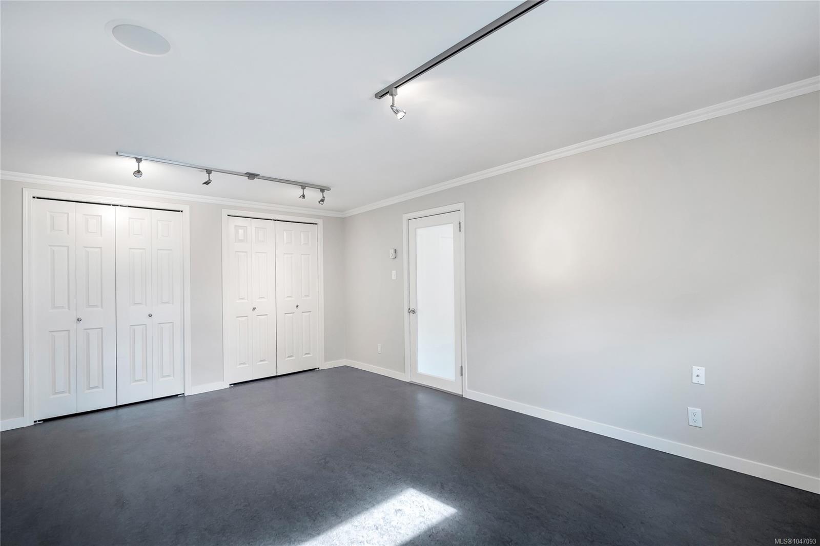 931 Lakeview Ave