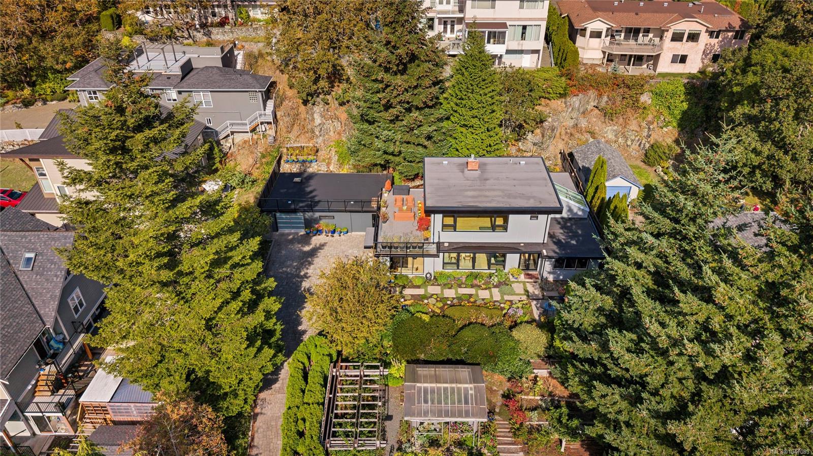 931 Lakeview Ave