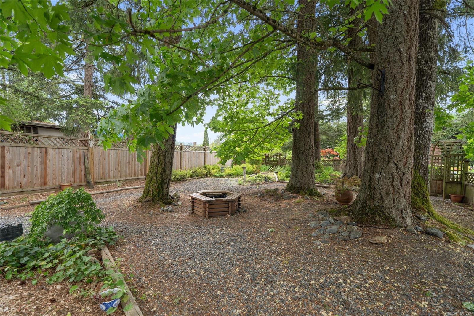 4550 Weber Rd