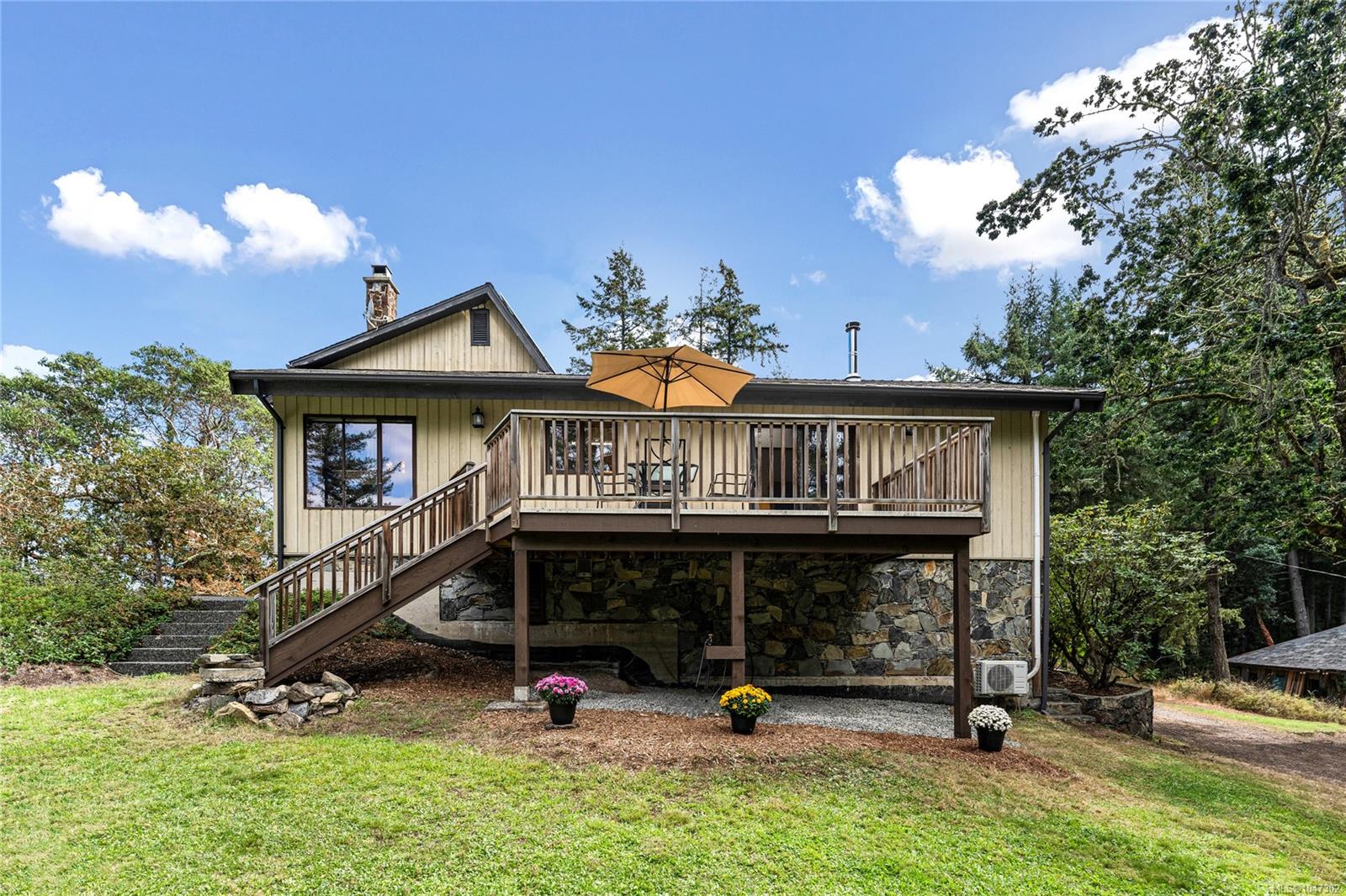 6101 Castlerock Rd