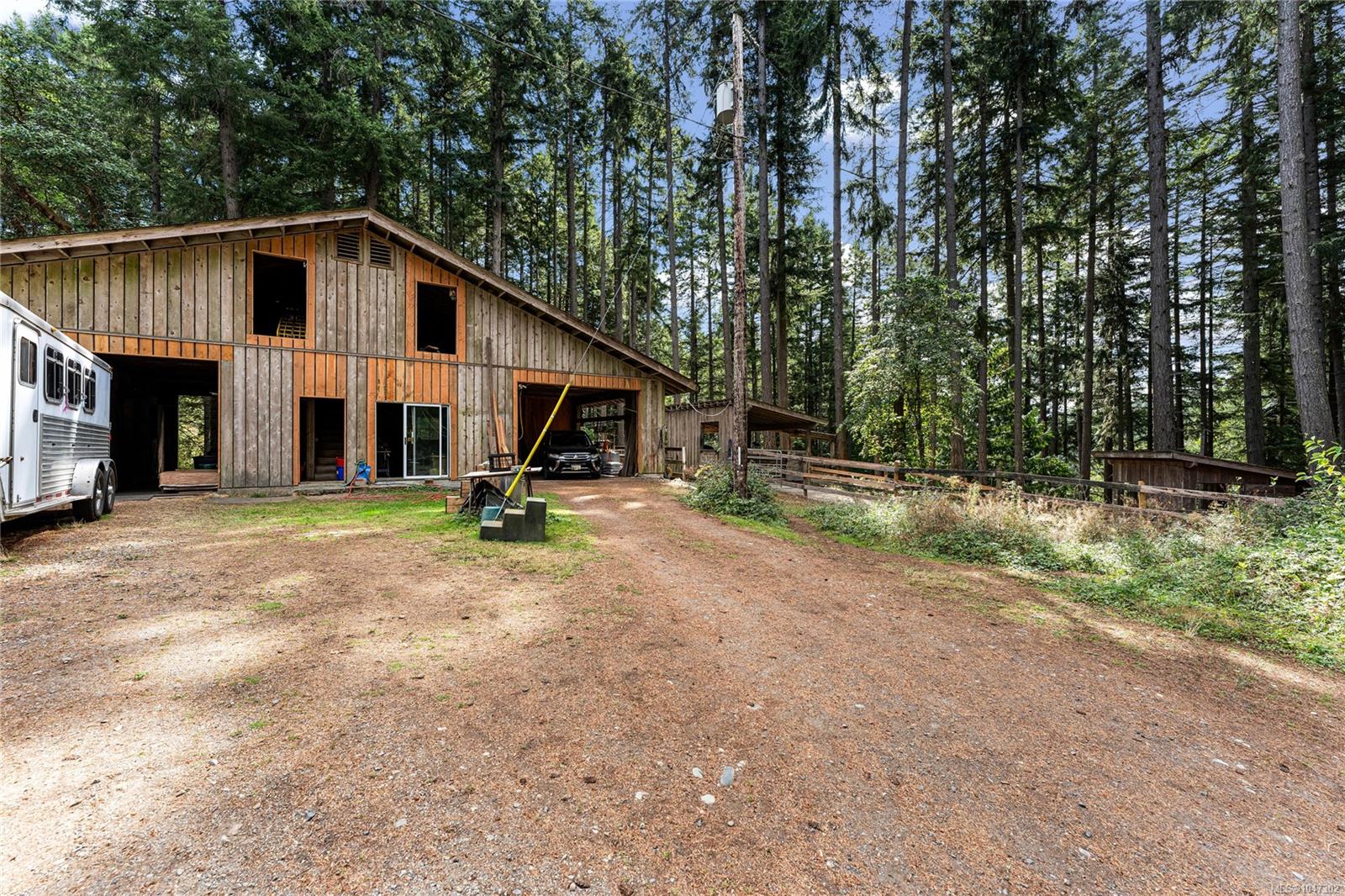 6101 Castlerock Rd