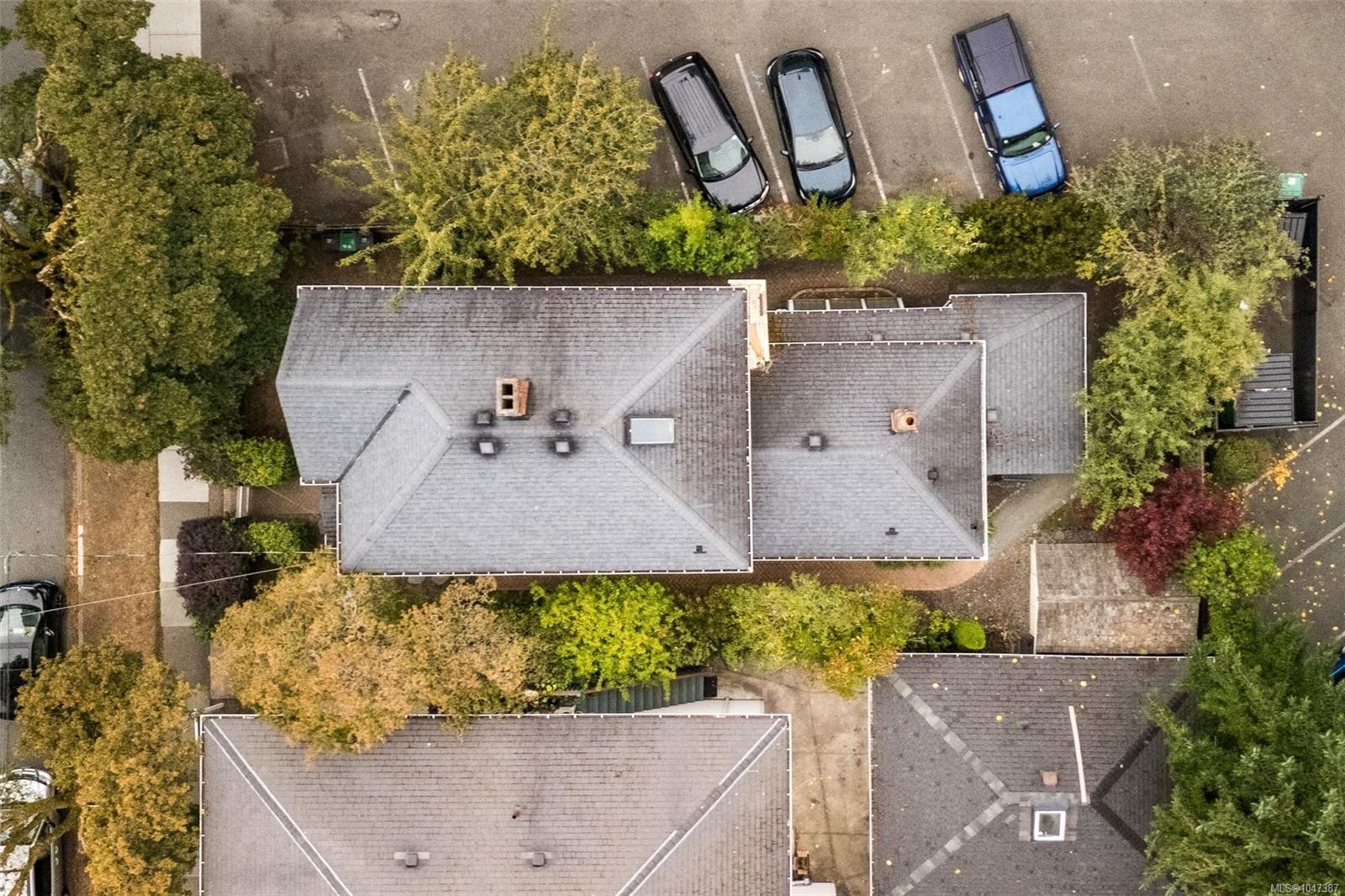 962 Fairfield Rd