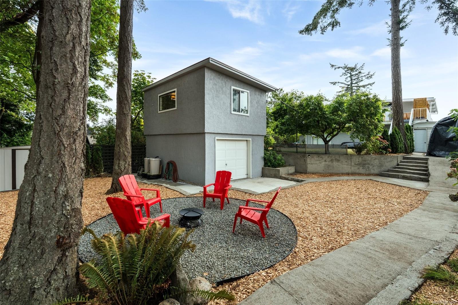 5248 Parker Ave