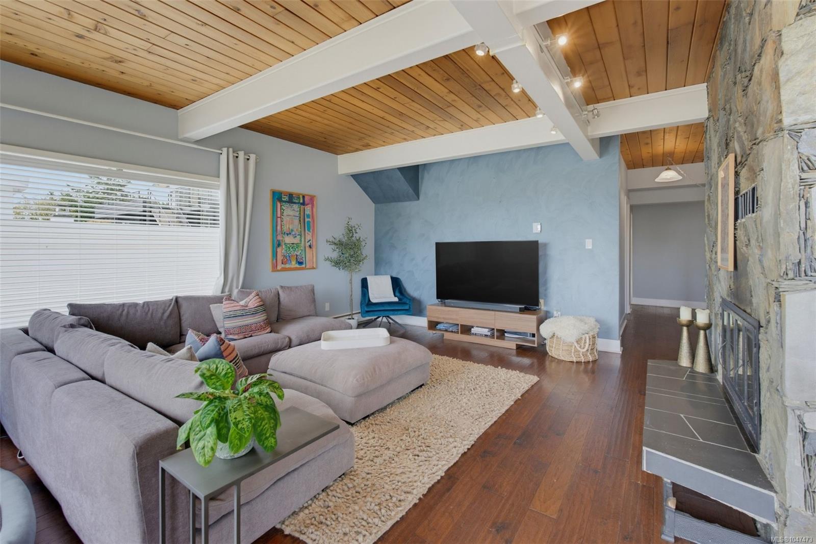 5248 Parker Ave